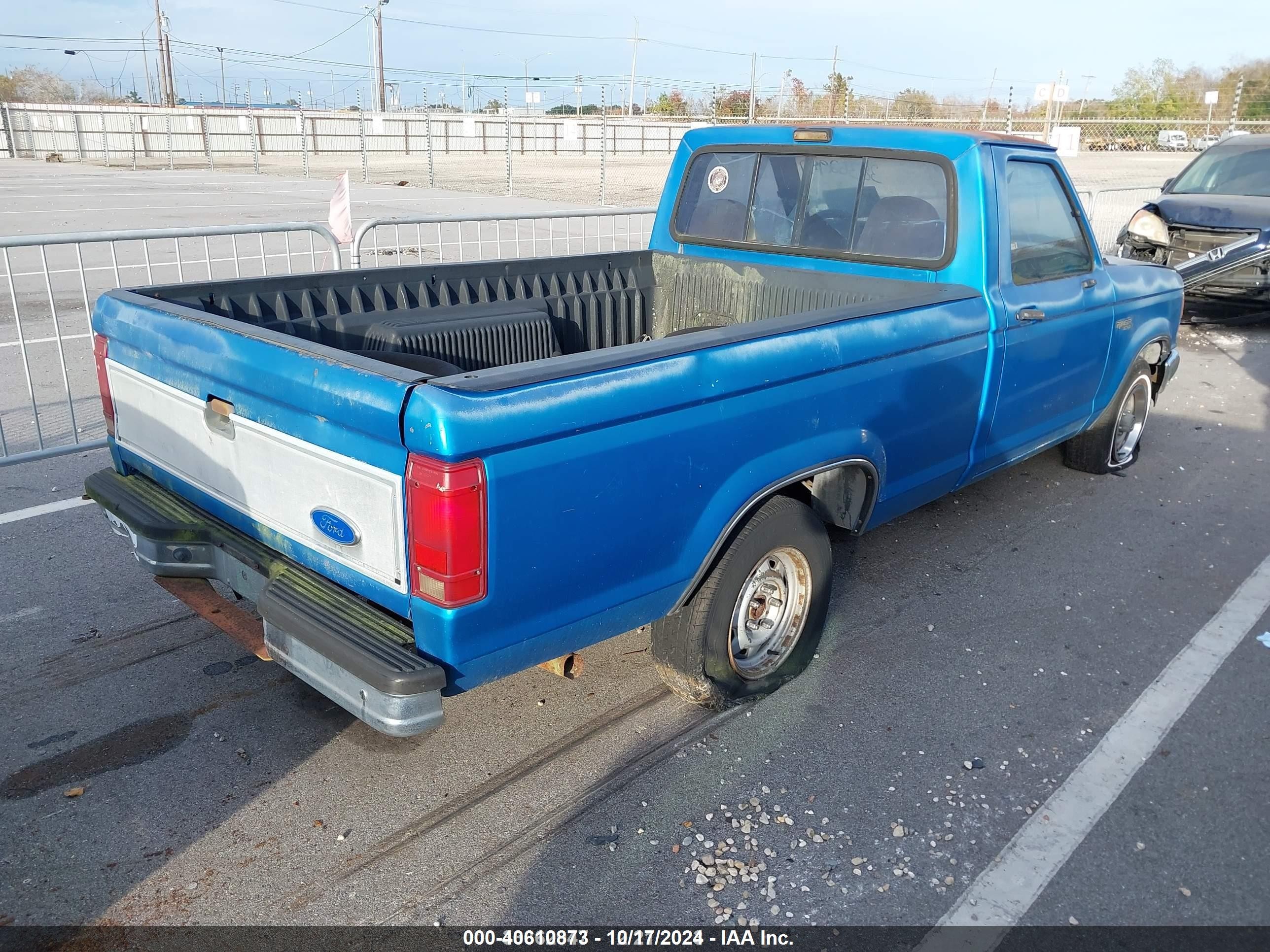 1992 Ford Ranger   Синий vin: 1FTCR10U6NUA50090