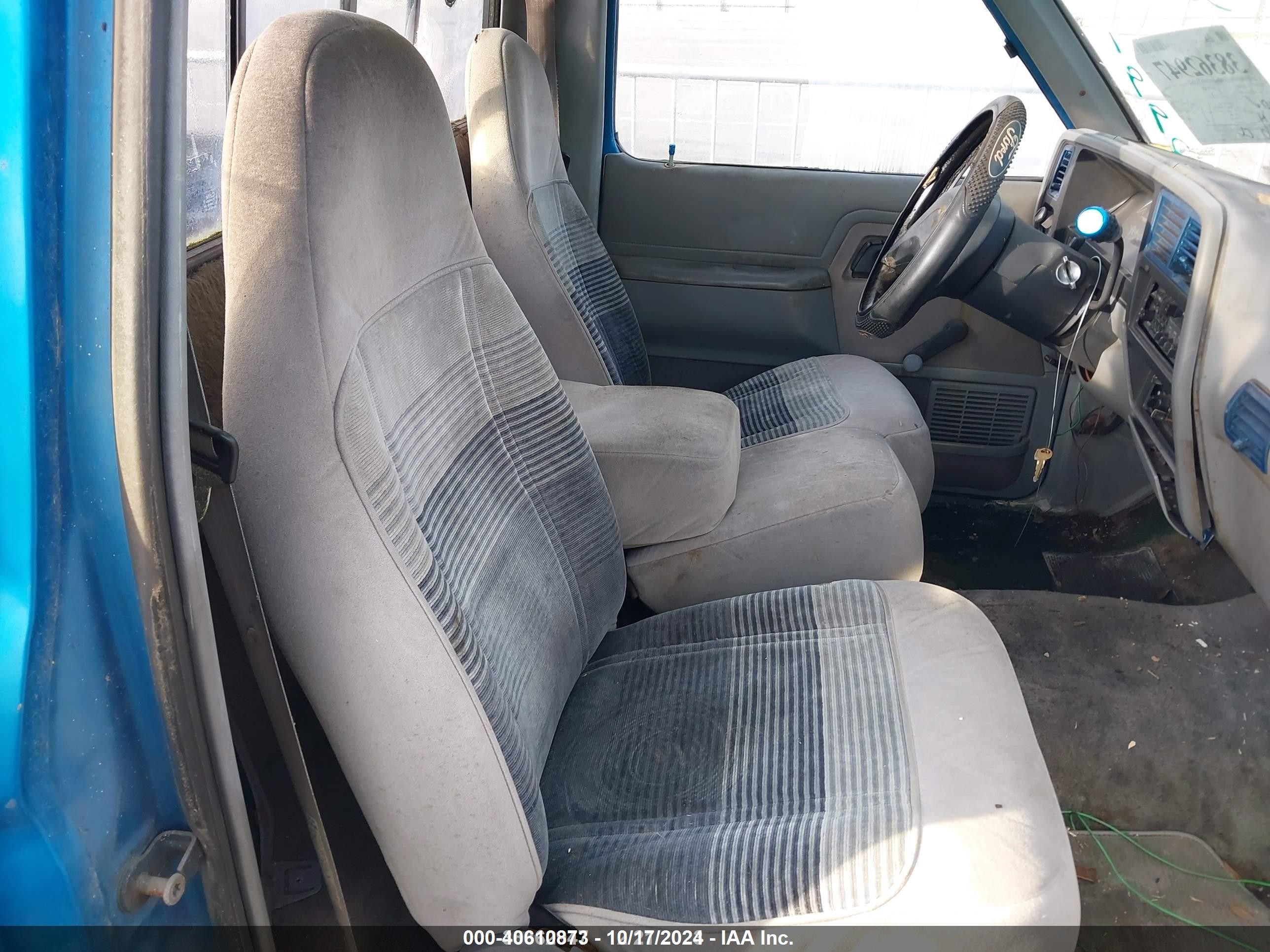 1992 Ford Ranger   Синий vin: 1FTCR10U6NUA50090