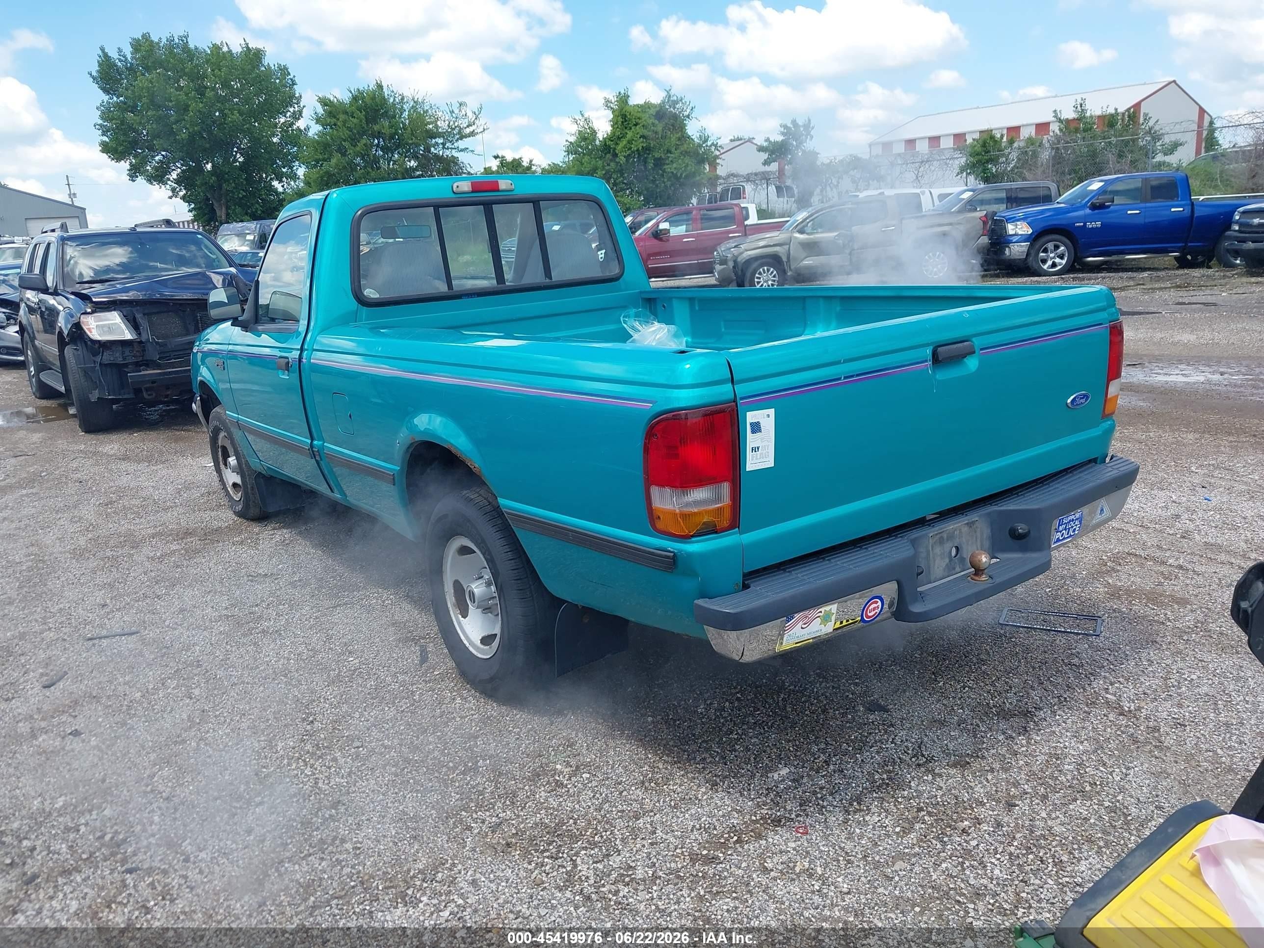 1994 Ford Ranger   Зеленый vin: 1FTCR10U6RPC17472