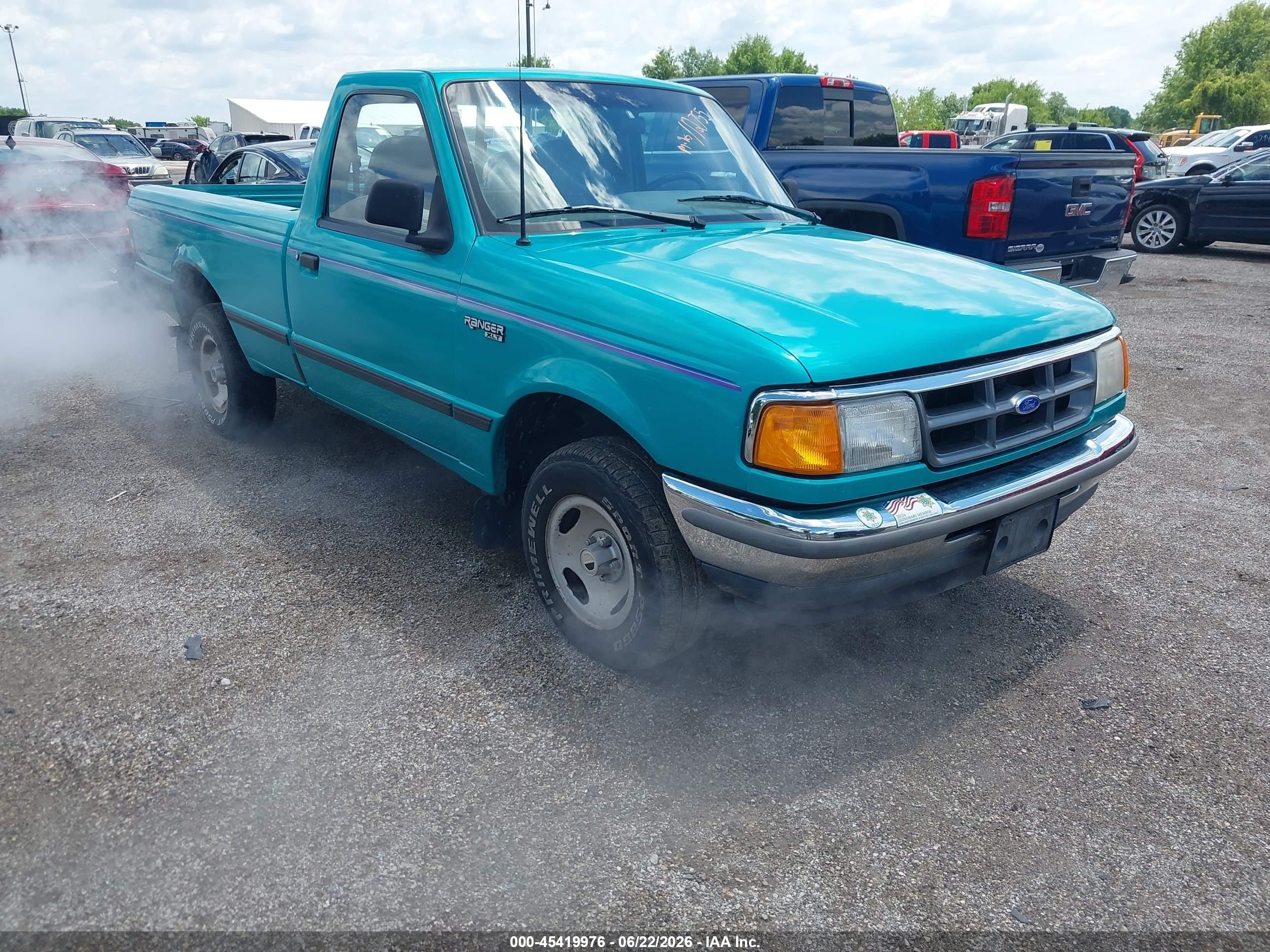 1994 Ford Ranger   Зеленый vin: 1FTCR10U6RPC17472