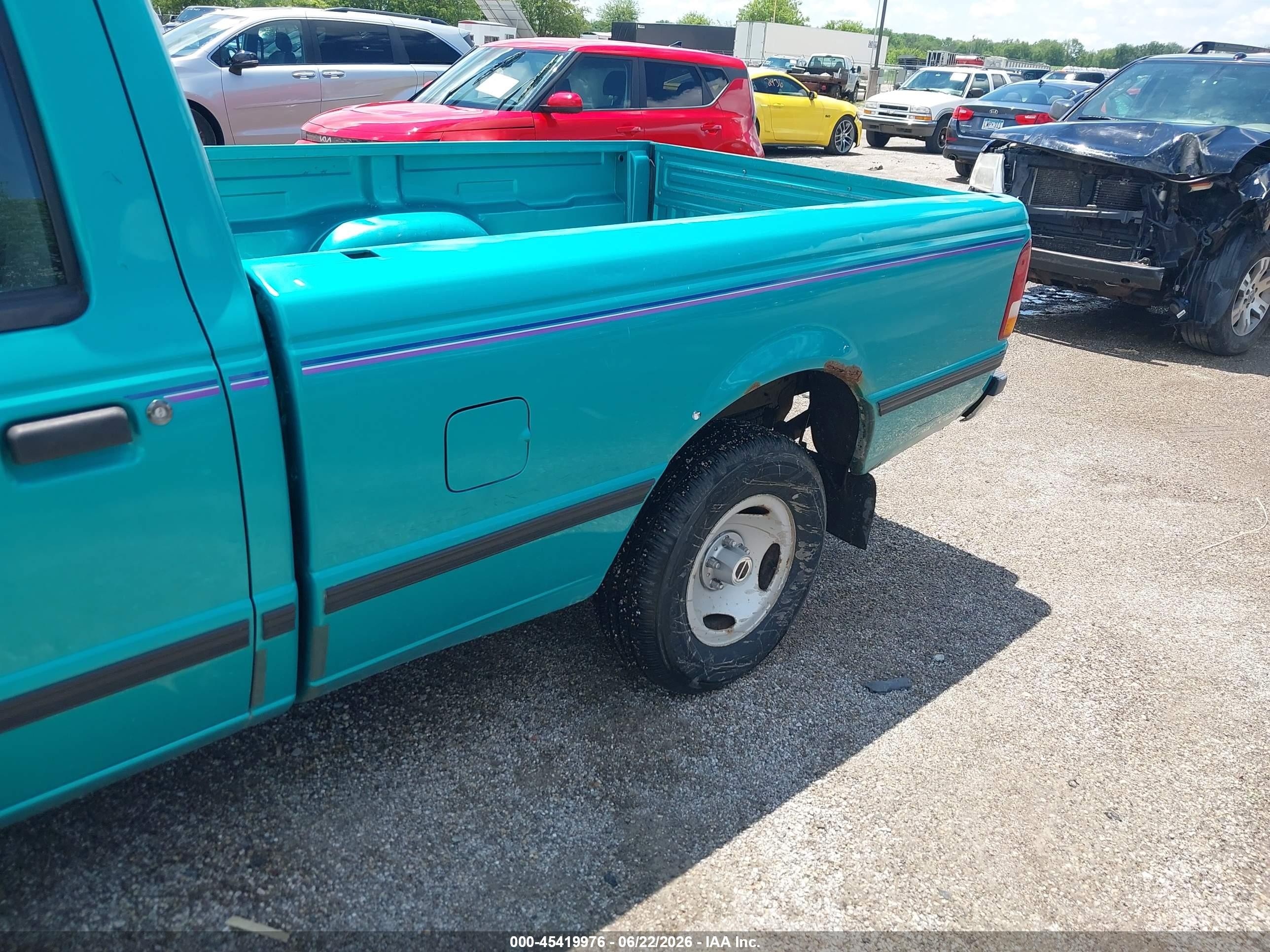 1994 Ford Ranger   Зеленый vin: 1FTCR10U6RPC17472