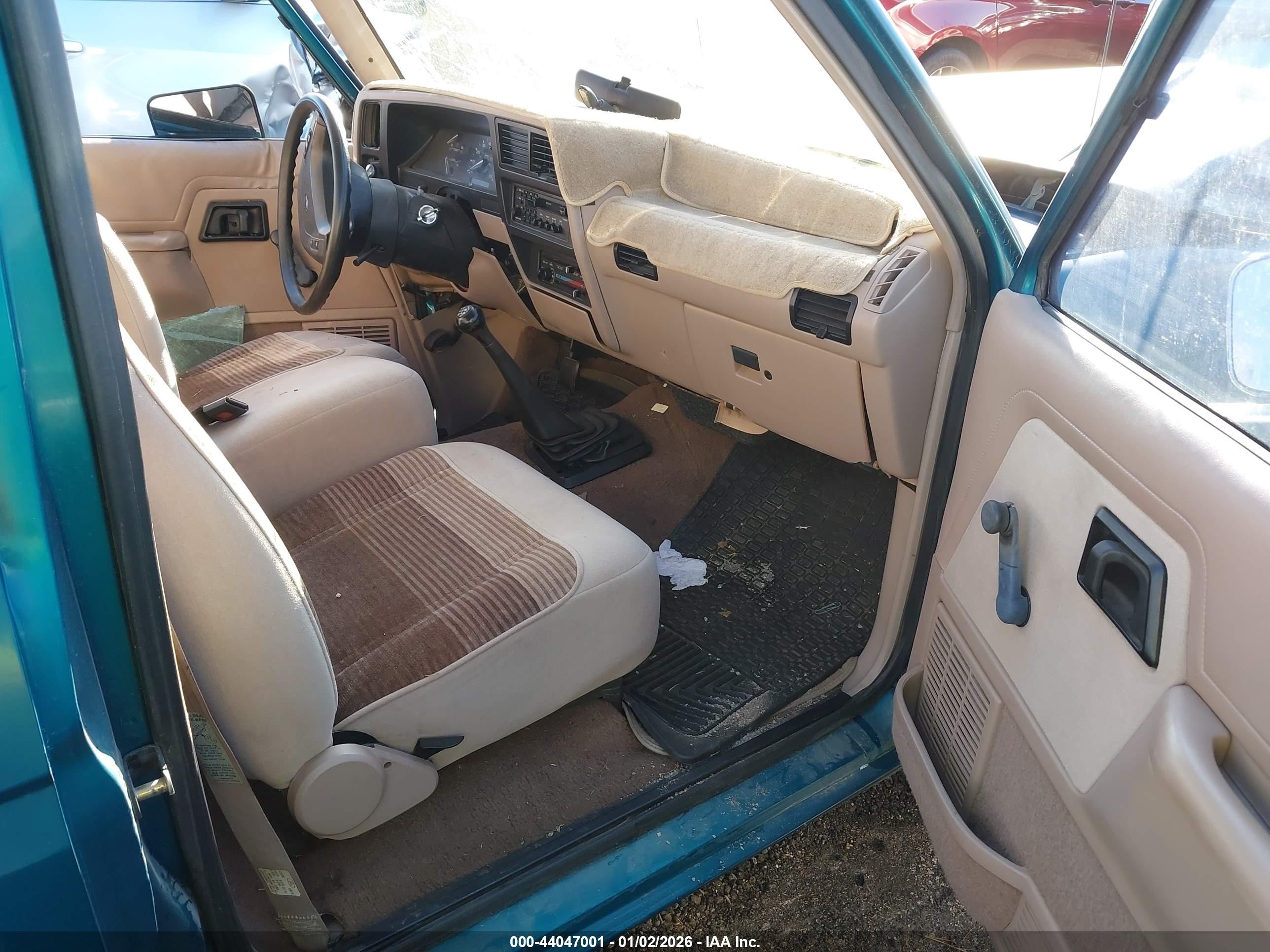 1992 Ford Ranger   Зеленый vin: 1FTCR10U7NPA35385