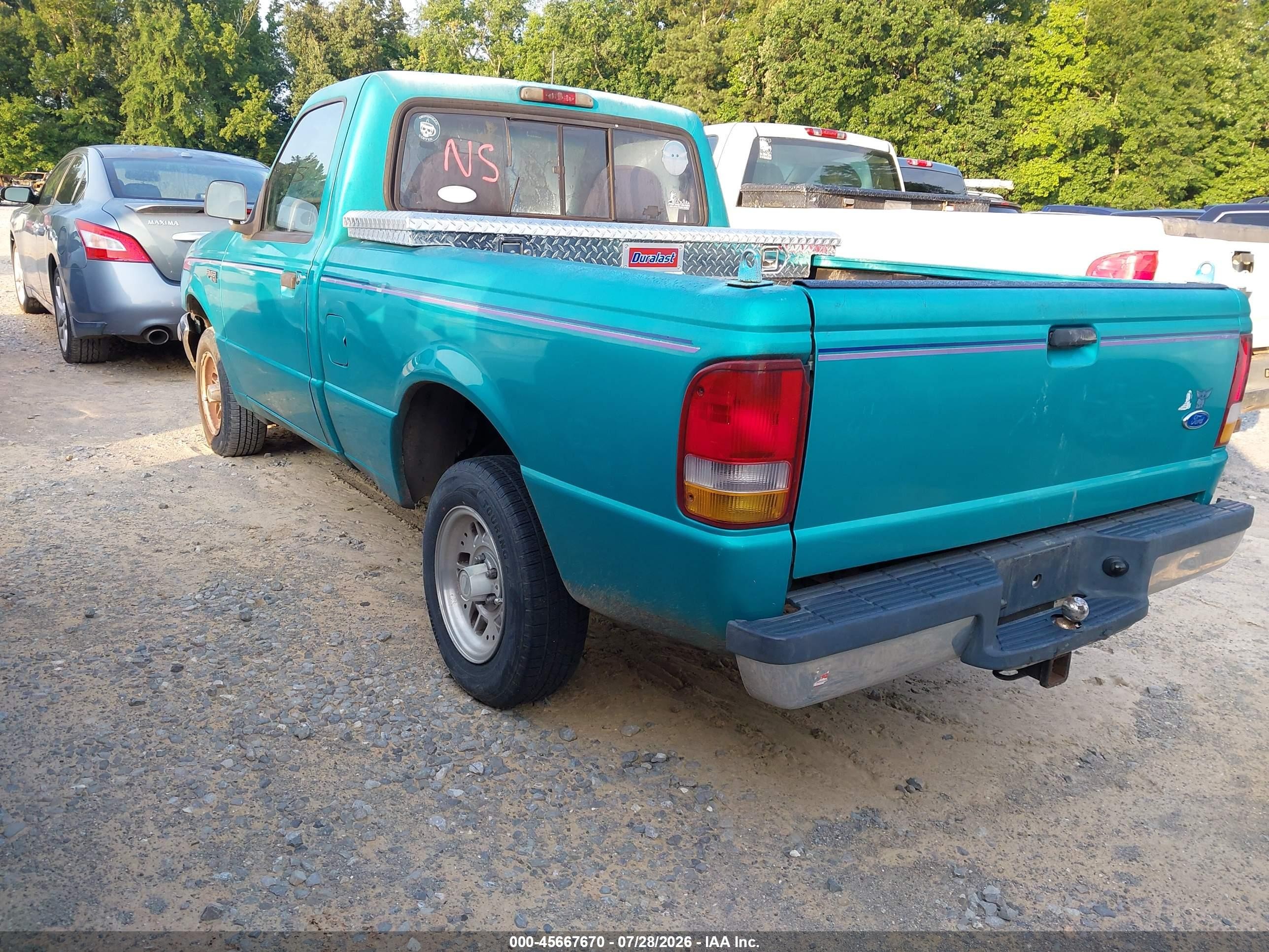 1994 Ford Ranger   Green vin: 1FTCR10U7RPB58268