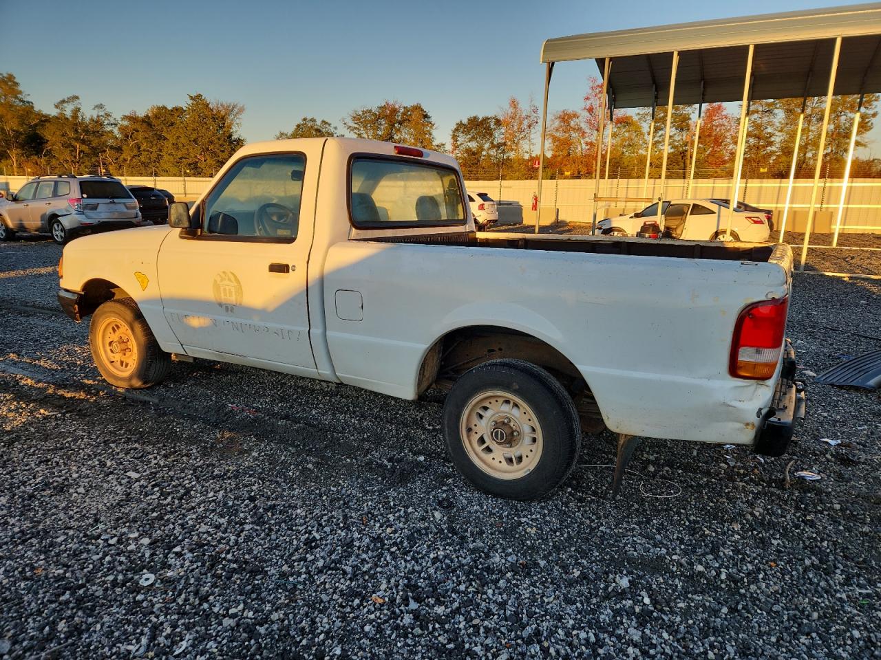 1993 Ford Ranger White vin: 1FTCR10U8PTA36135