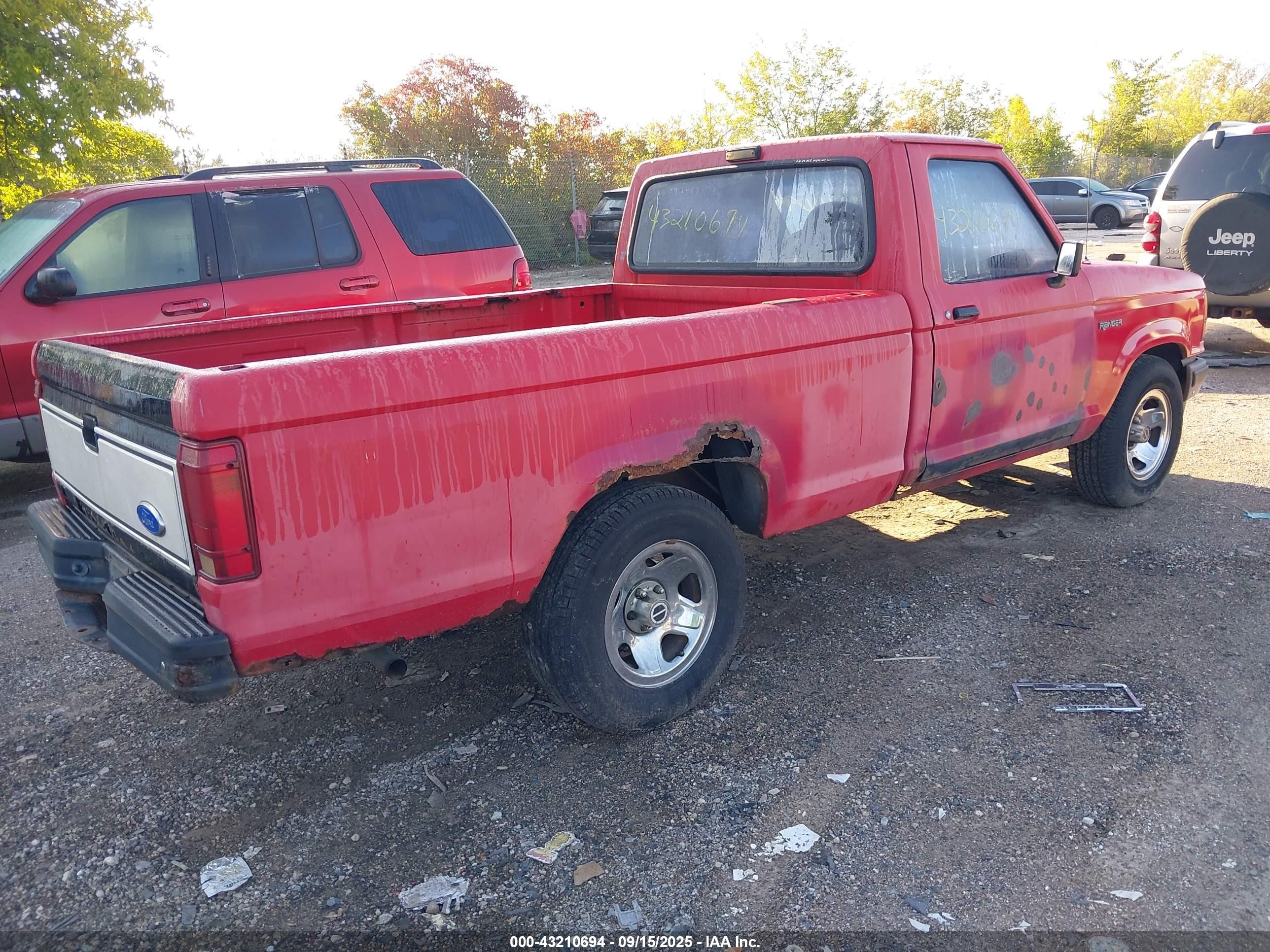 1992 Ford Ranger   Red vin: 1FTCR10U9NPA62717