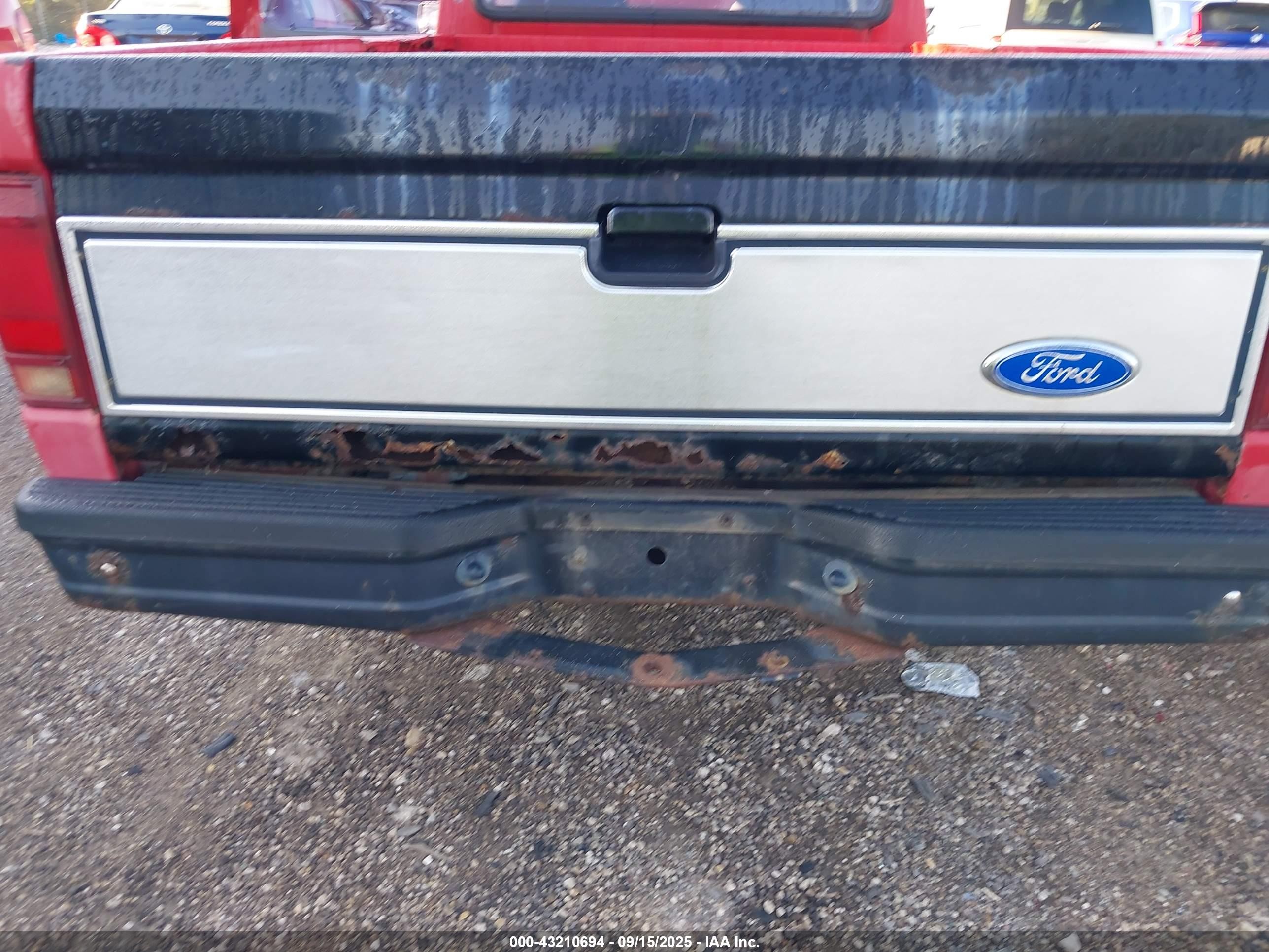 1992 Ford Ranger   Red vin: 1FTCR10U9NPA62717
