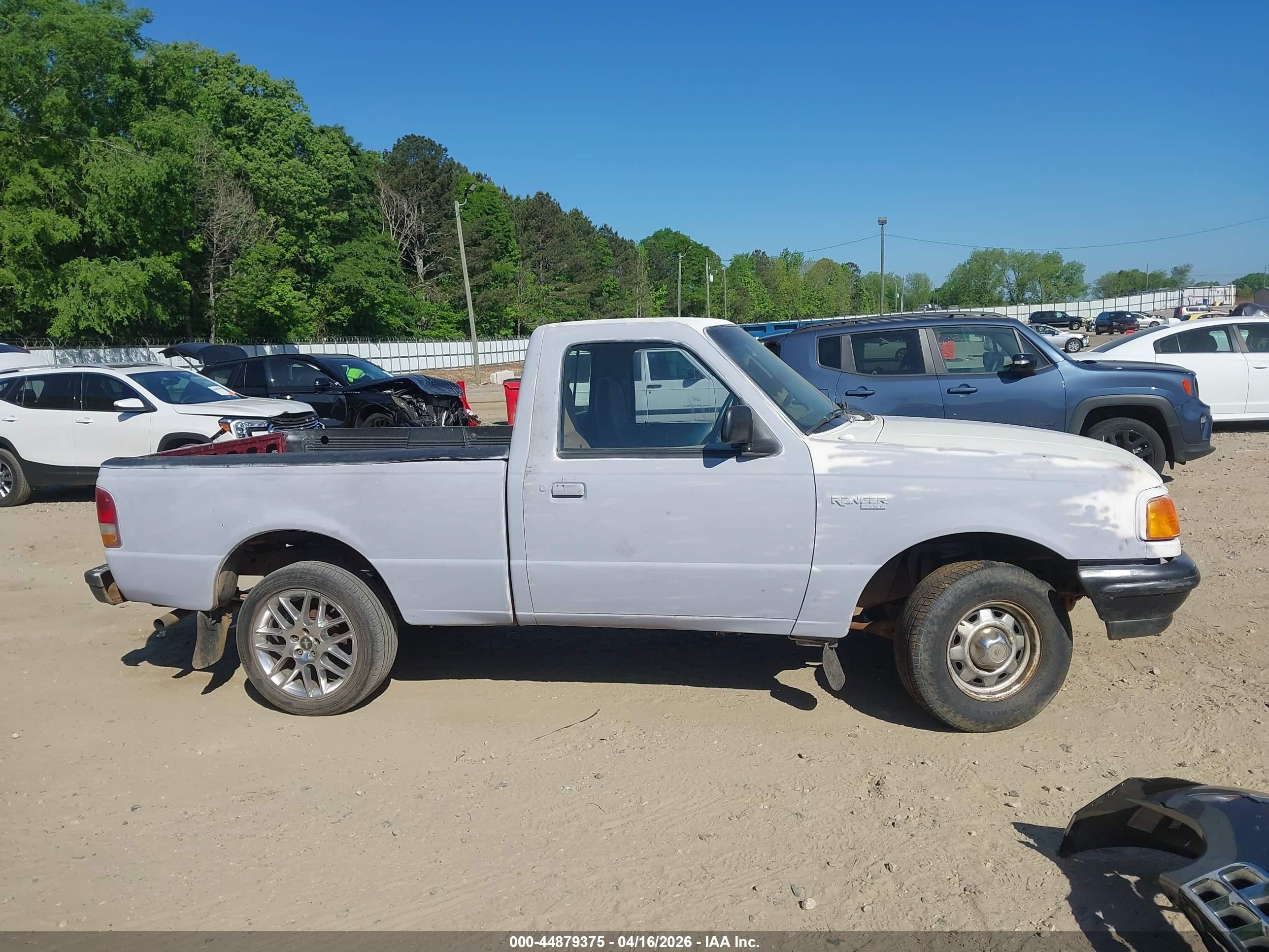 1995 Ford Ranger   Gray vin: 1FTCR10U9SUB53984