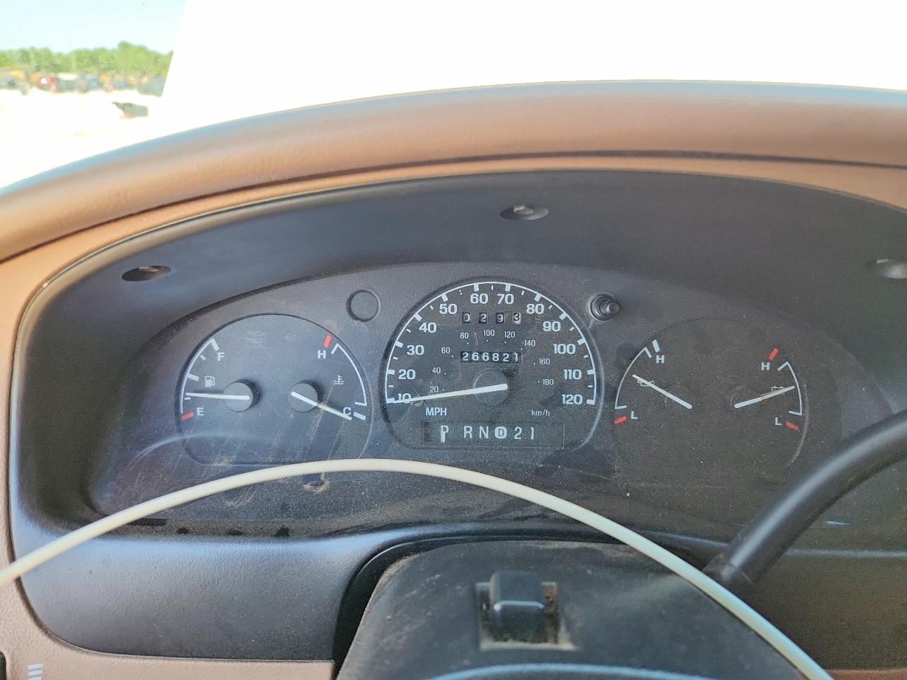 1997 Ford Ranger Beige vin: 1FTCR10UXVTA53273
