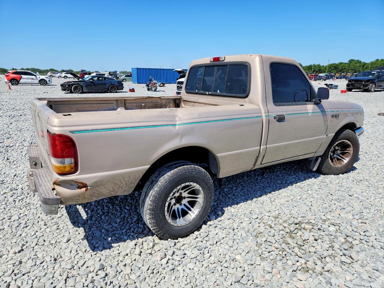 1997 Ford Ranger Beige vin: 1FTCR10UXVTA53273