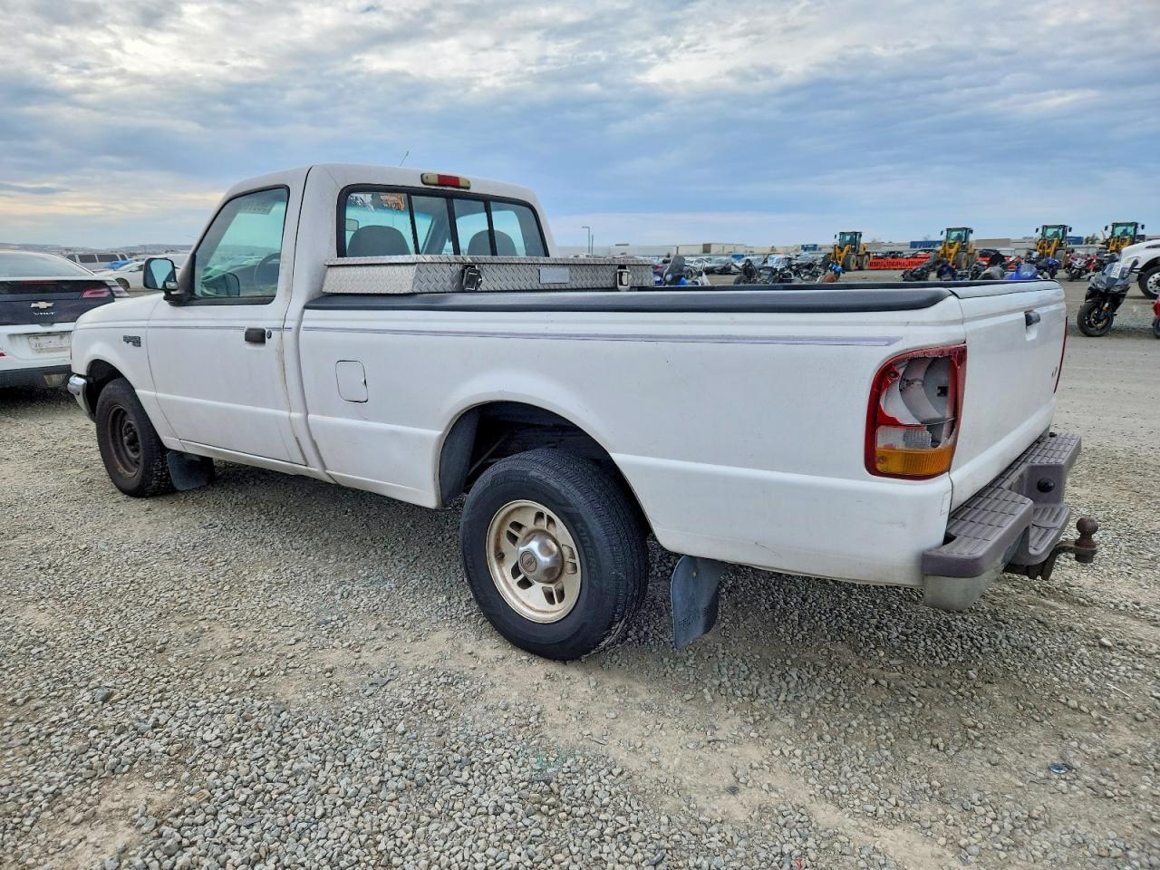 1997 Ford Ranger White vin: 1FTCR10X0VUA22943