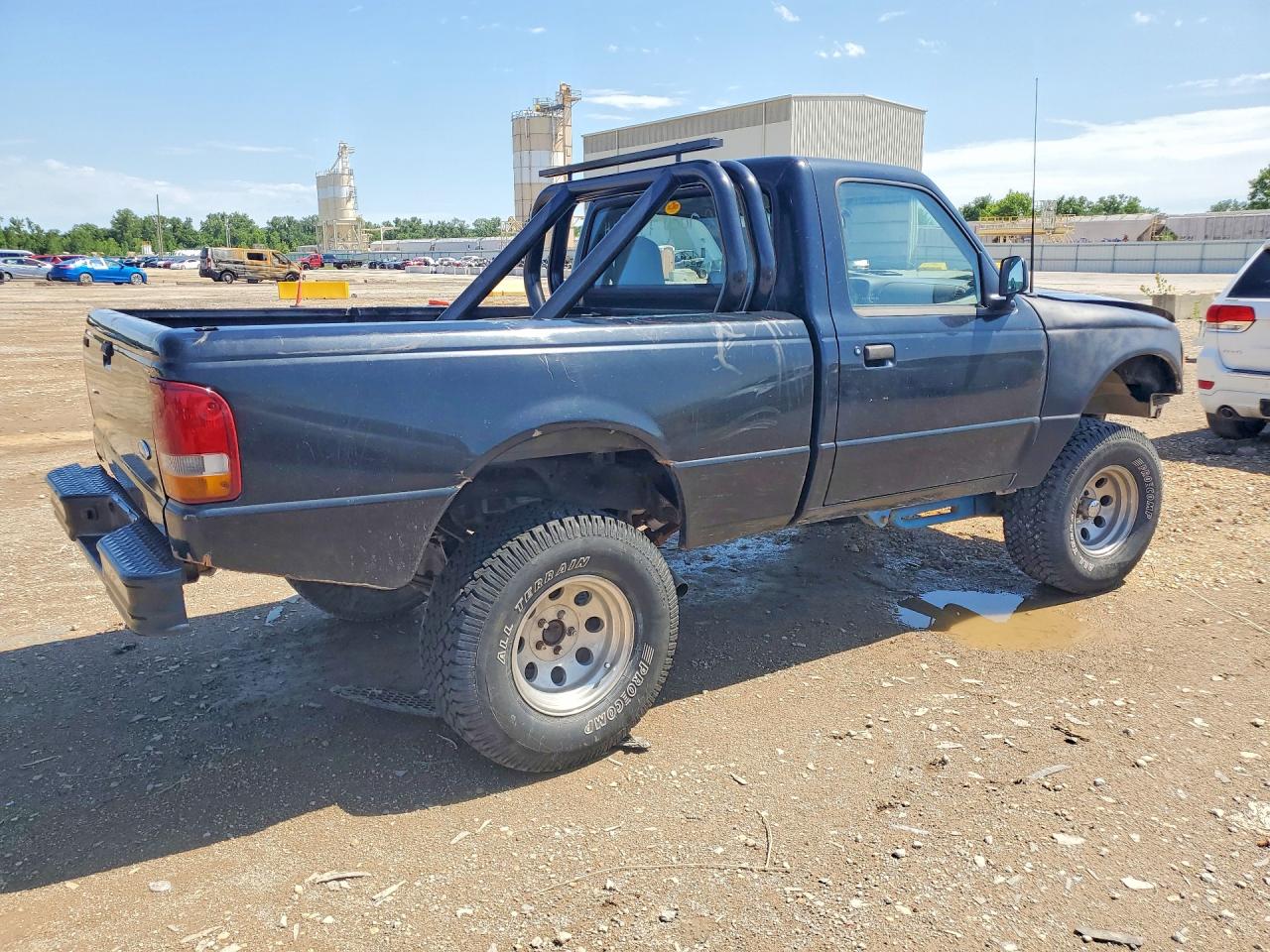 1995 Ford Ranger Черный vin: 1FTCR10X3STA37860
