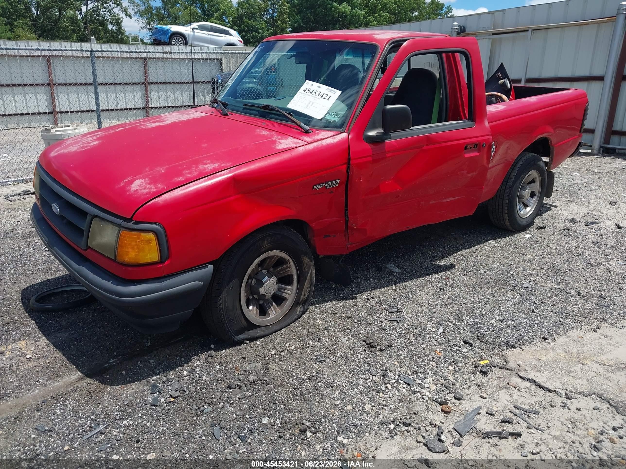 1995 Ford Ranger   Red vin: 1FTCR10X3SUC00825