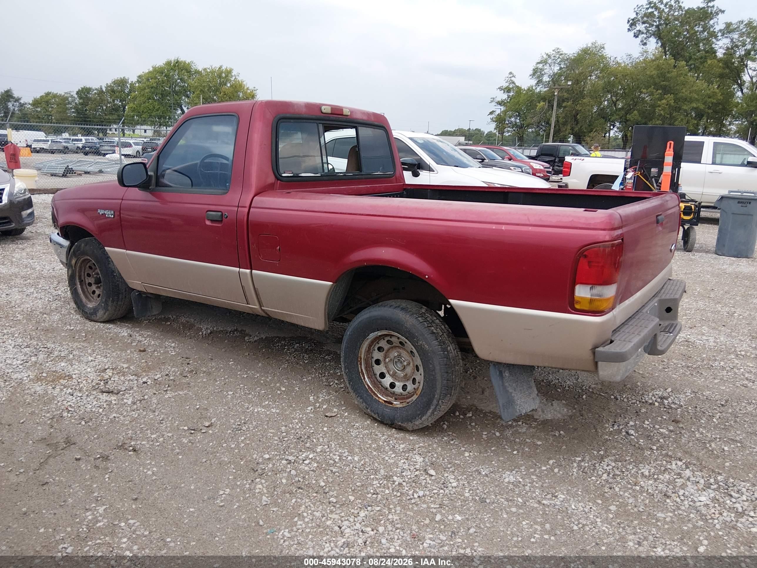 1996 Ford Ranger   Red vin: 1FTCR10X3TUA27275