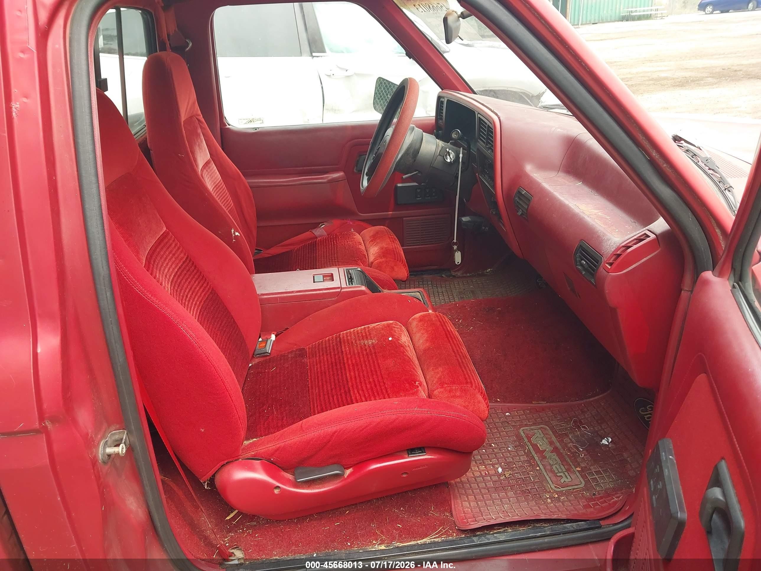 1992 Ford Ranger   Red vin: 1FTCR10X4NTA25267