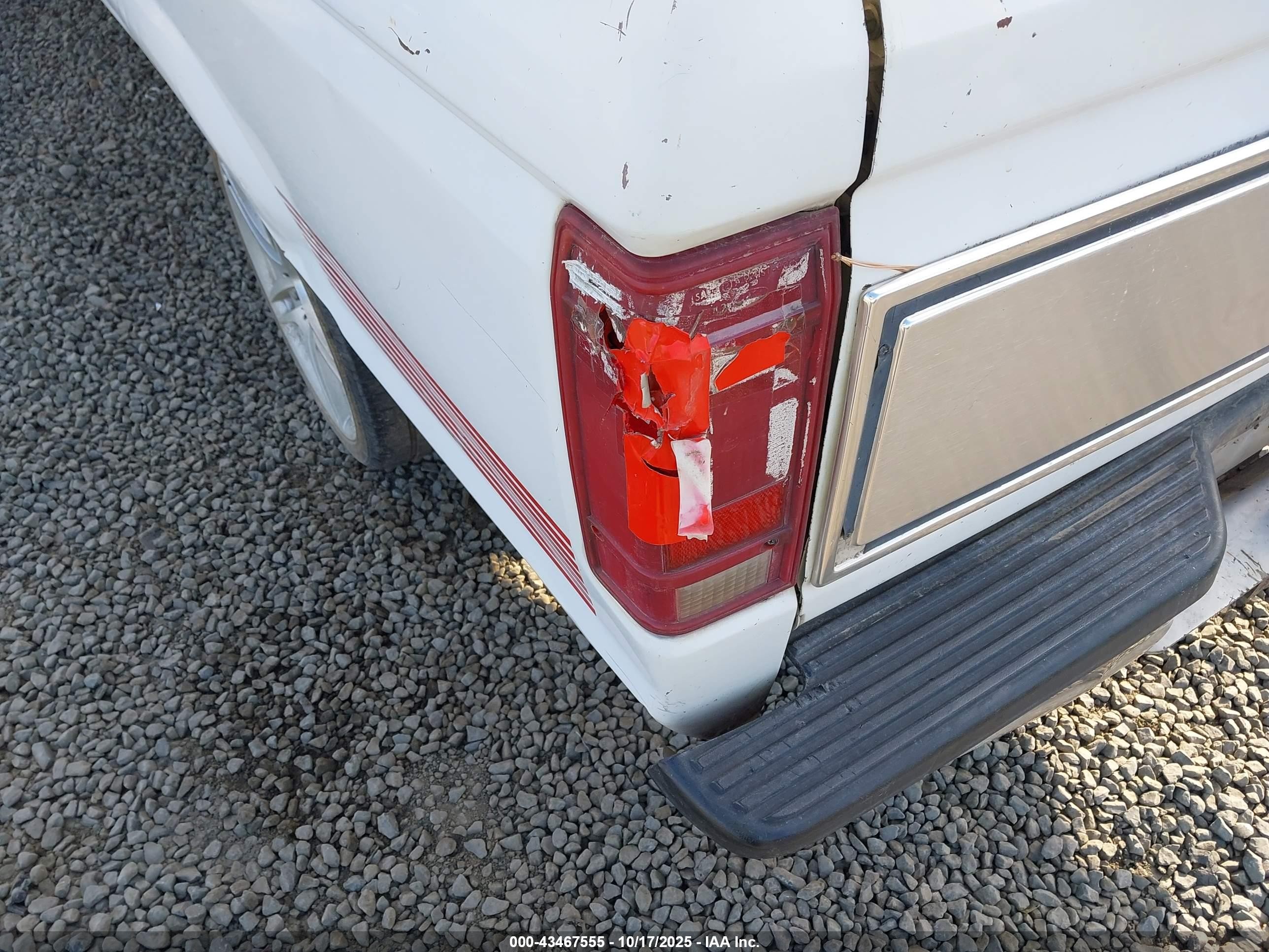 1992 Ford Ranger   Белый vin: 1FTCR10X4NTA37046