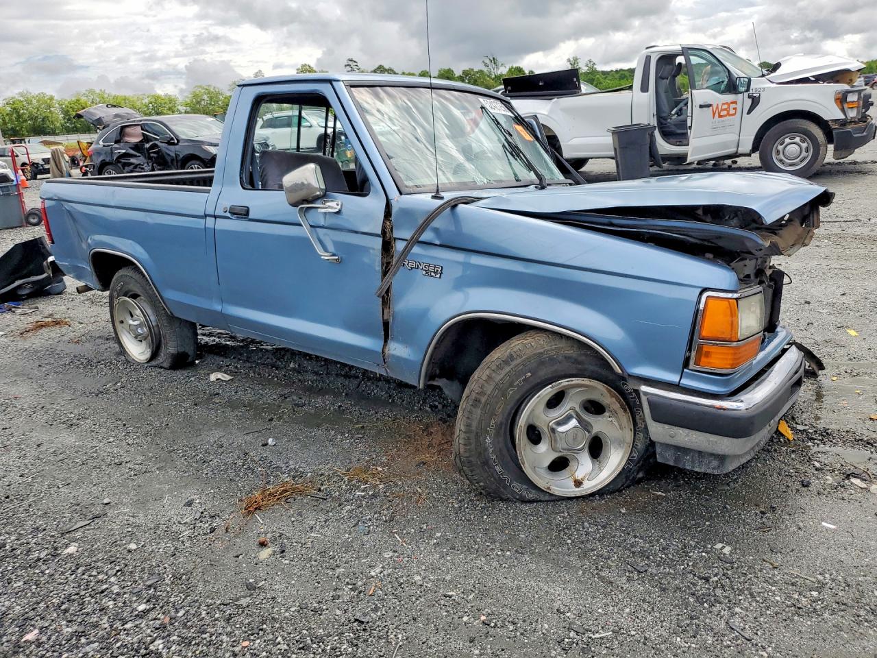 1990 Ford Ranger Blue vin: 1FTCR10X8LUC06086