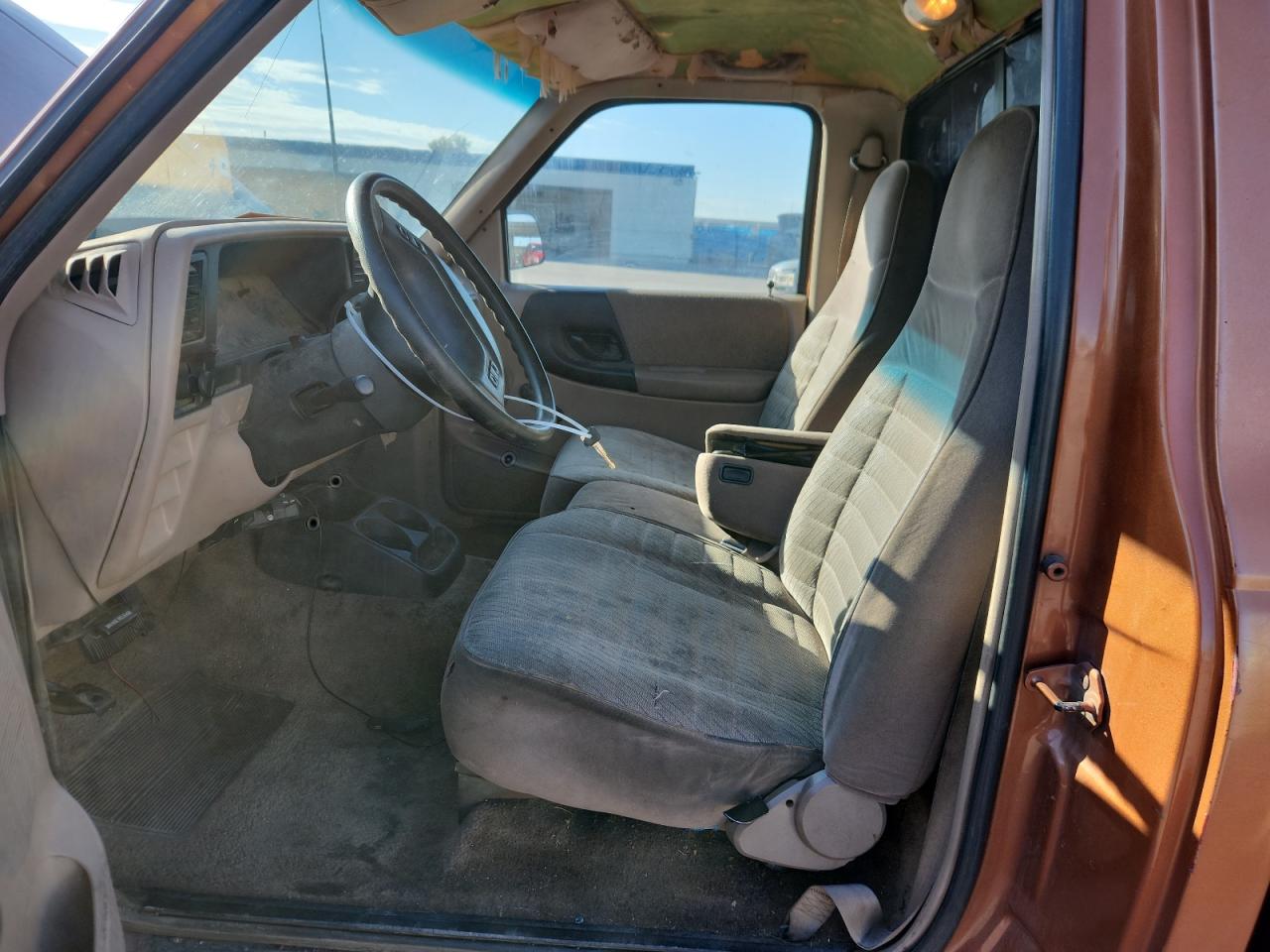 1994 Ford Ranger Brown vin: 1FTCR10X8RPB71802