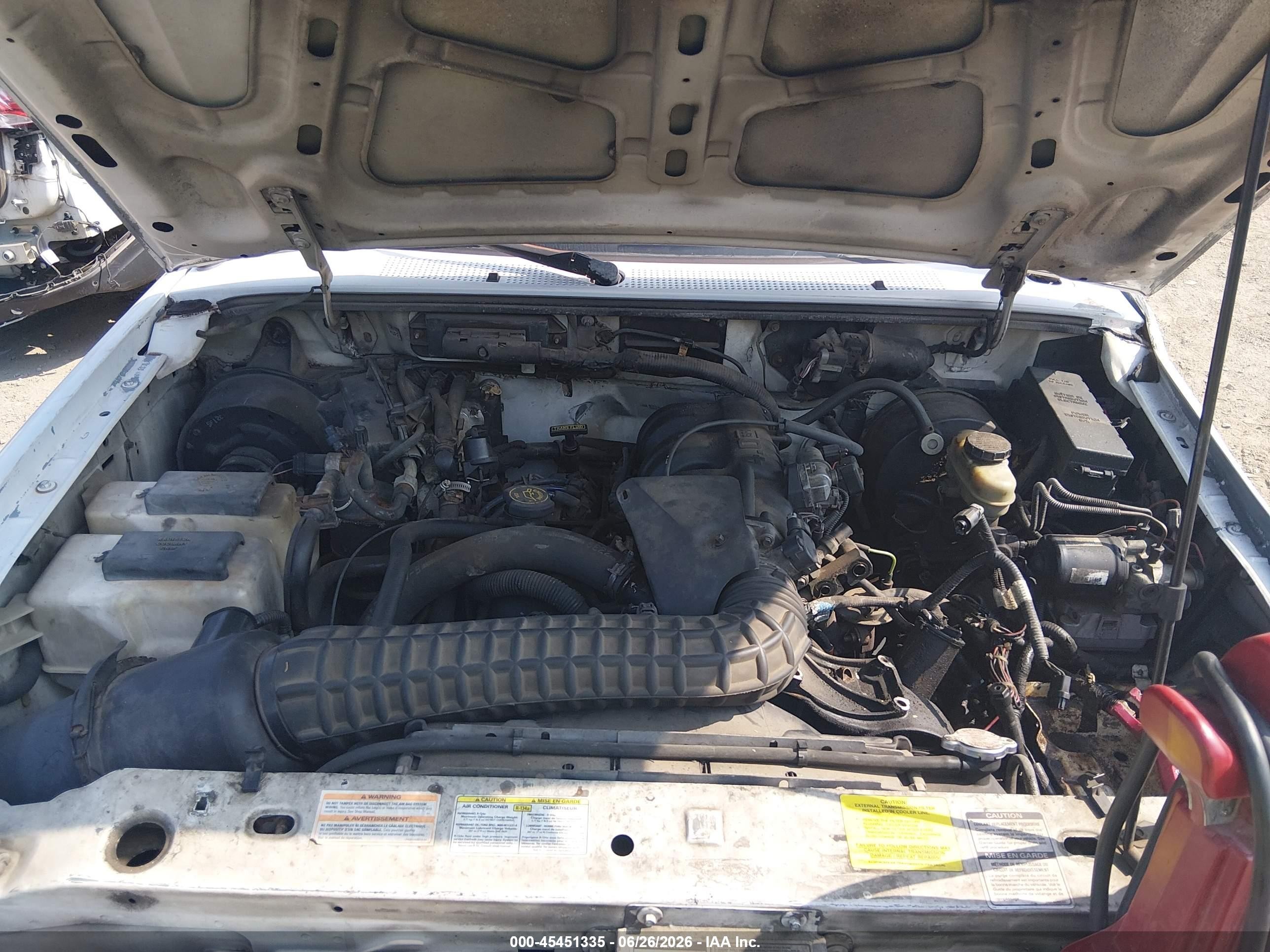 1995 Ford Ranger   Белый vin: 1FTCR10X8SUC13358