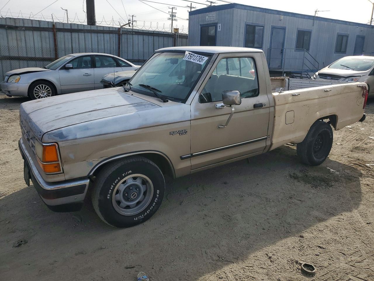 1990 Ford Ranger Beige vin: 1FTCR10X9LUA89876