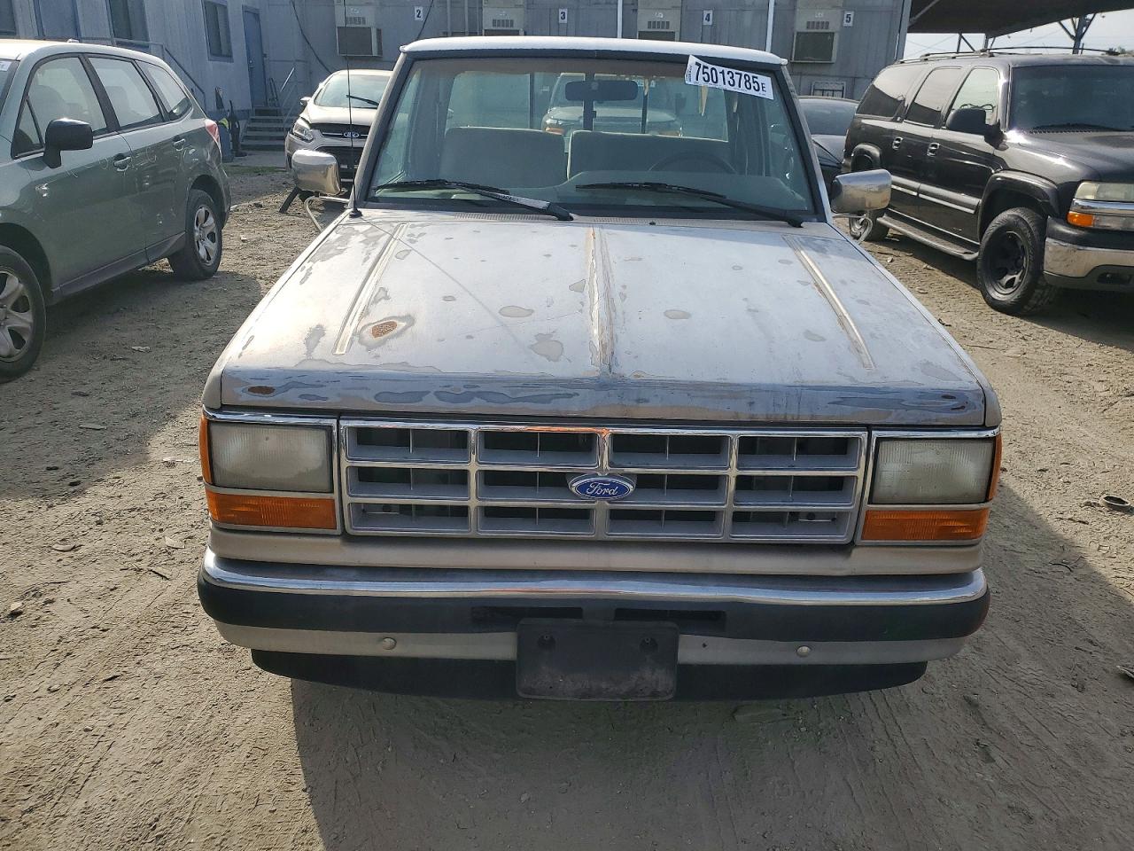 1990 Ford Ranger Beige vin: 1FTCR10X9LUA89876
