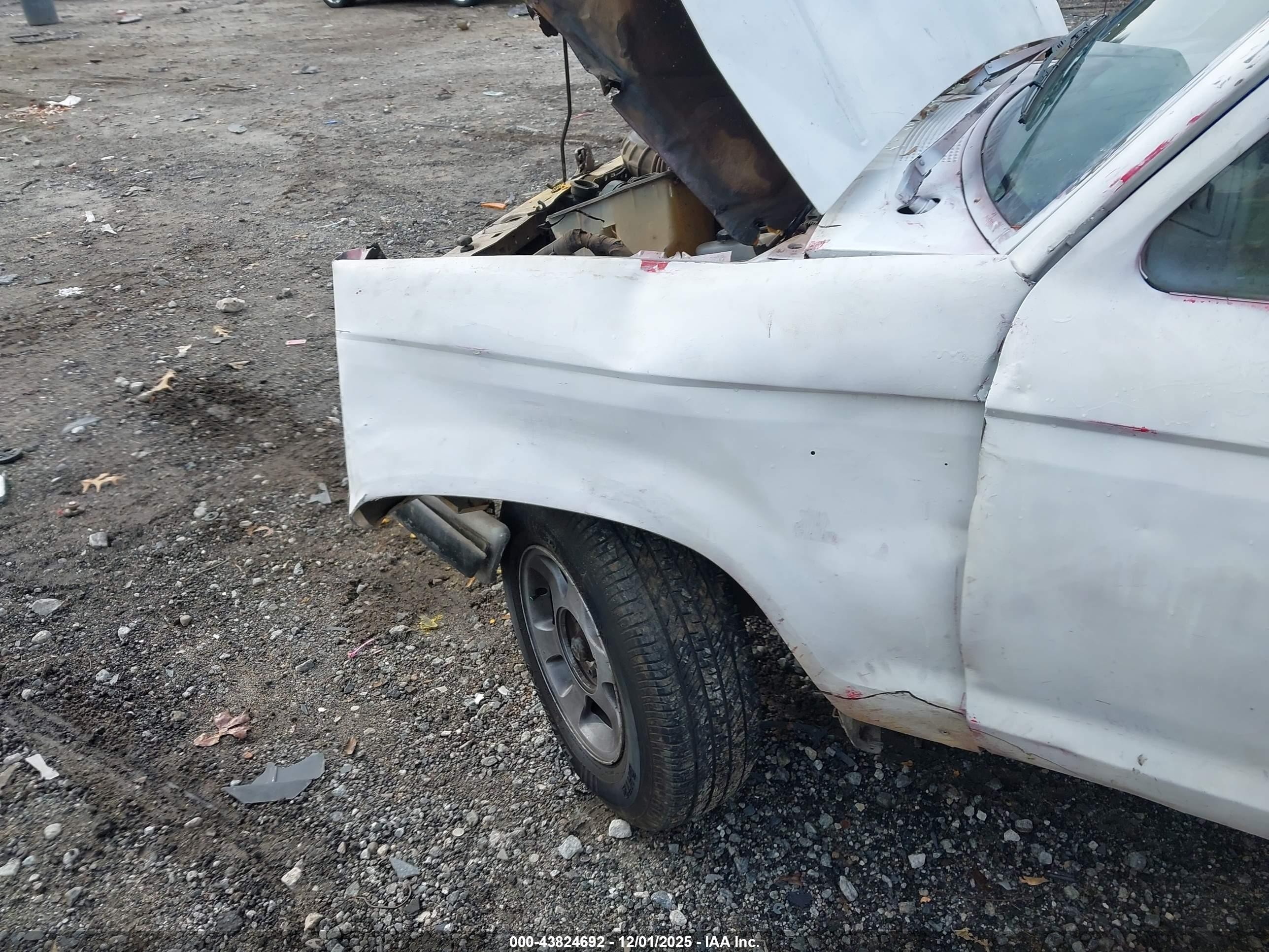 1991 Ford Ranger   White vin: 1FTCR10XXMUC51130