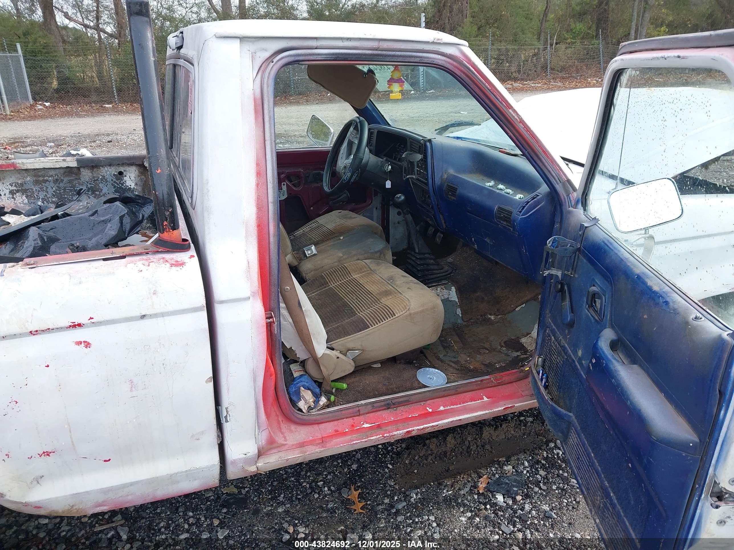 1991 Ford Ranger   White vin: 1FTCR10XXMUC51130
