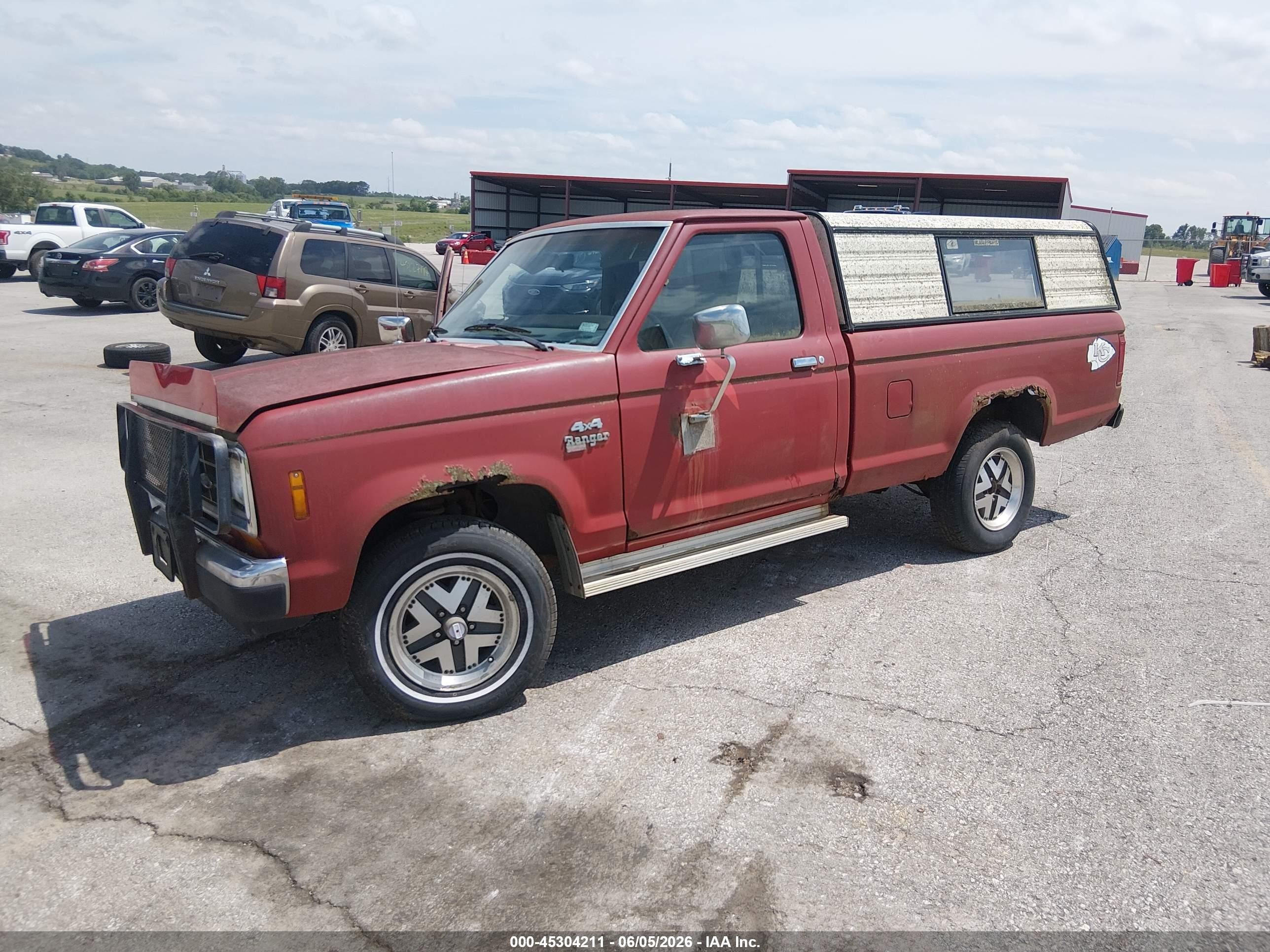 1987 Ford Ranger   Red vin: 1FTCR11A1HUA44433