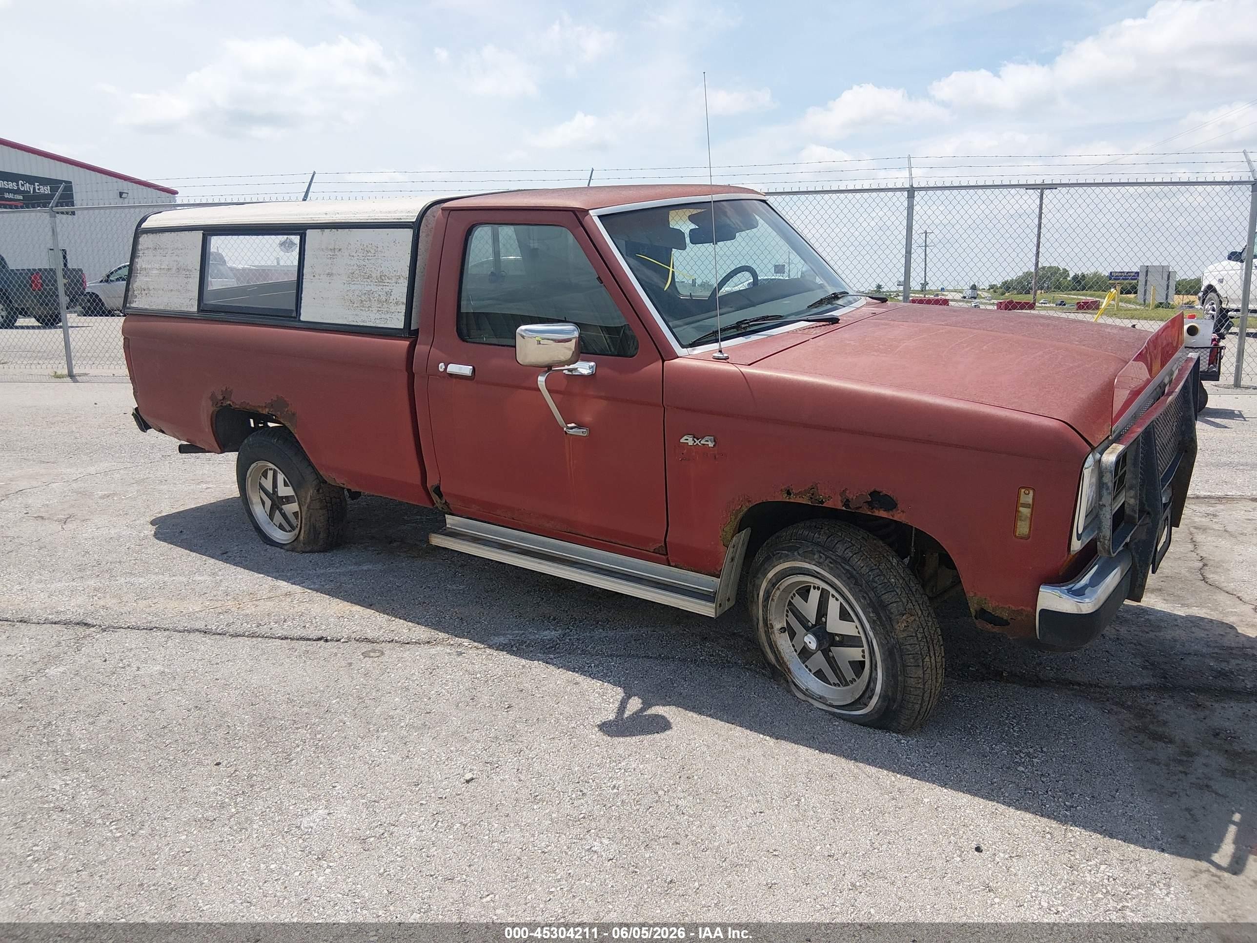 1987 Ford Ranger   Red vin: 1FTCR11A1HUA44433