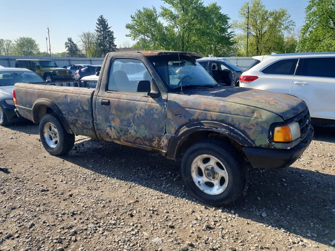 1994 Ford Ranger Two Tone vin: 1FTCR11A7RUE01535