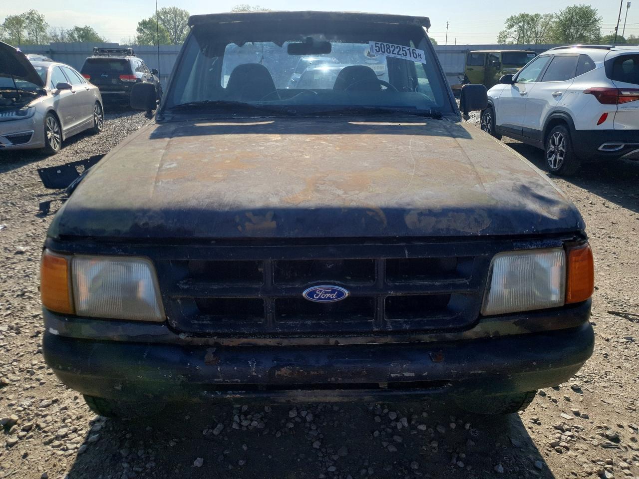 1994 Ford Ranger Two Tone vin: 1FTCR11A7RUE01535