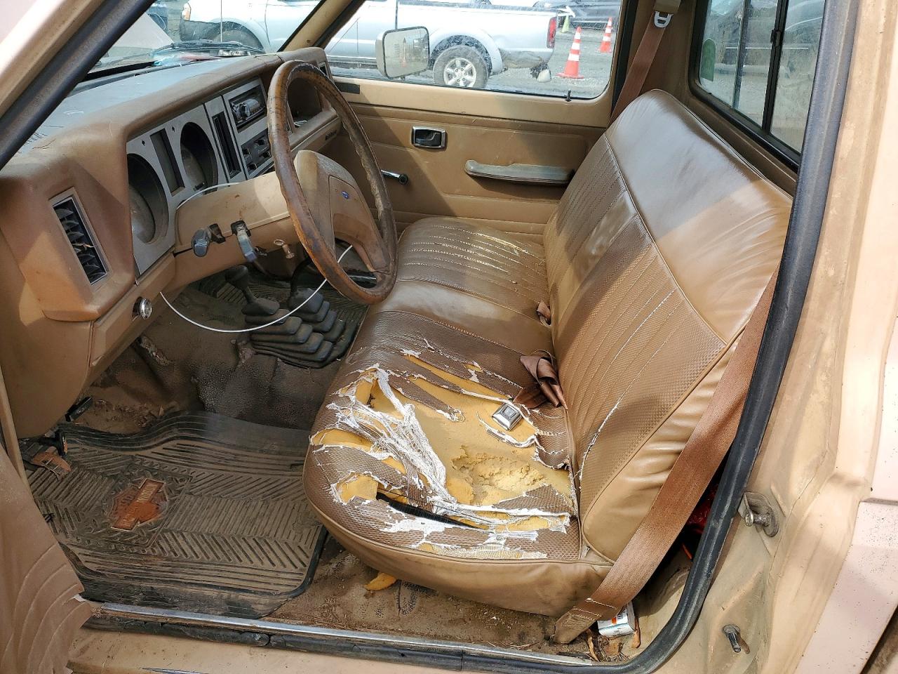 1987 Ford Ranger Pink vin: 1FTCR11AXHUA91458