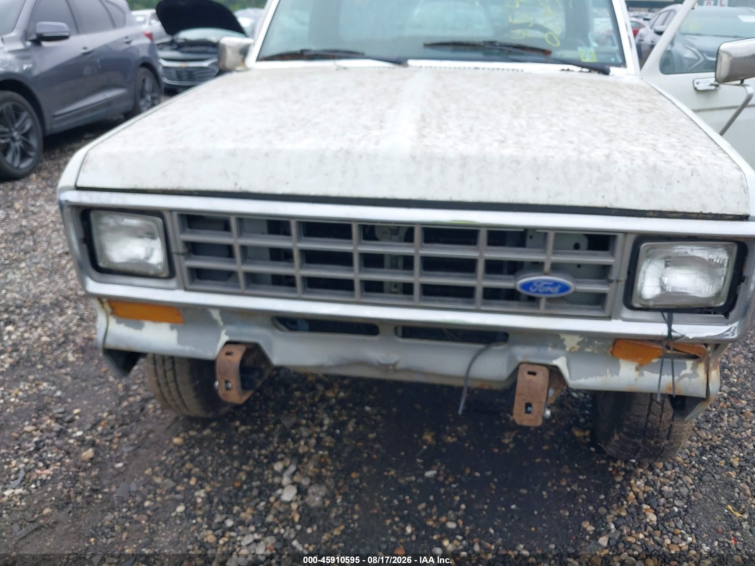 1986 Ford Ranger   White vin: 1FTCR11T5GUC08766