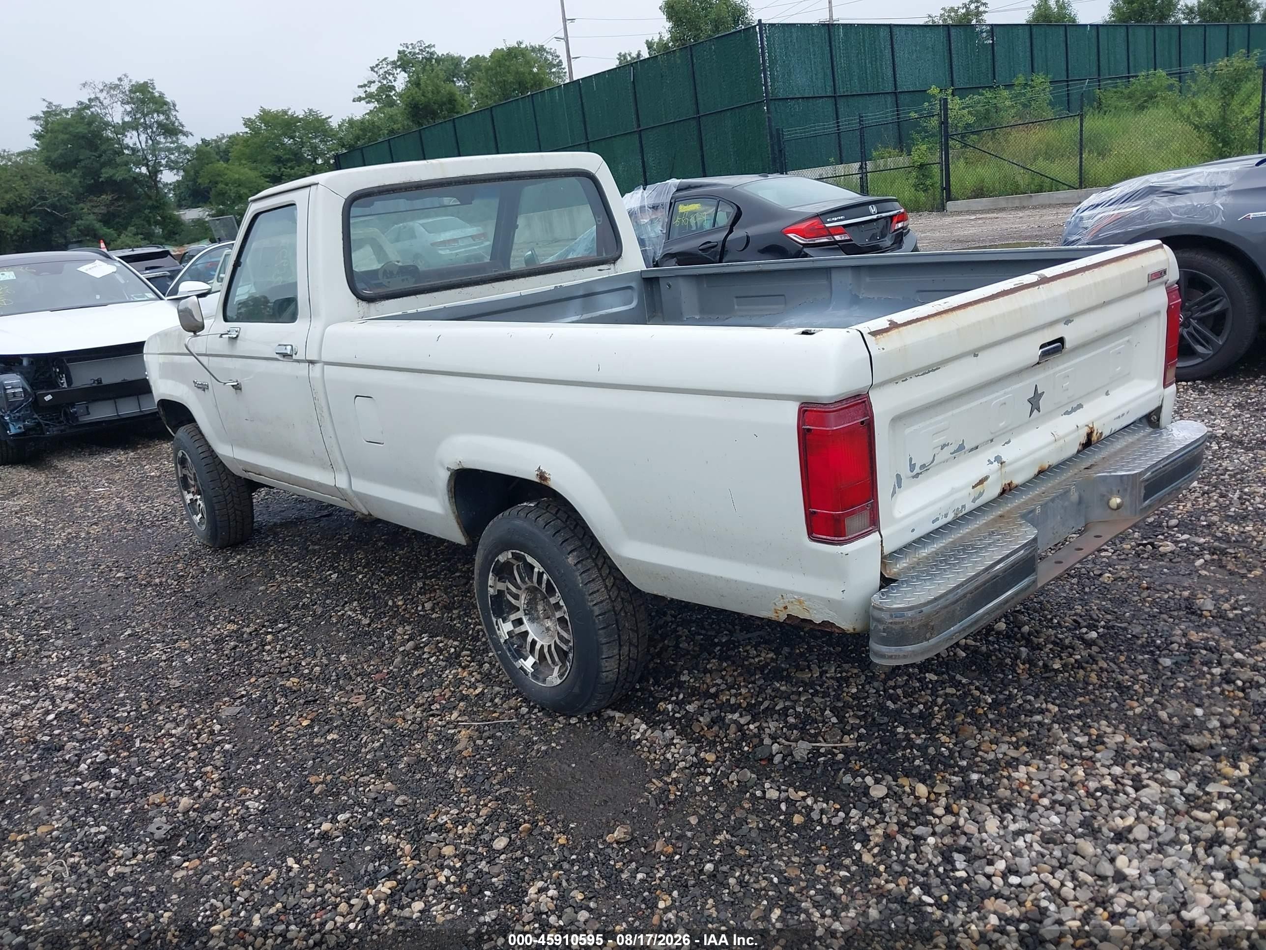 1986 Ford Ranger   White vin: 1FTCR11T5GUC08766