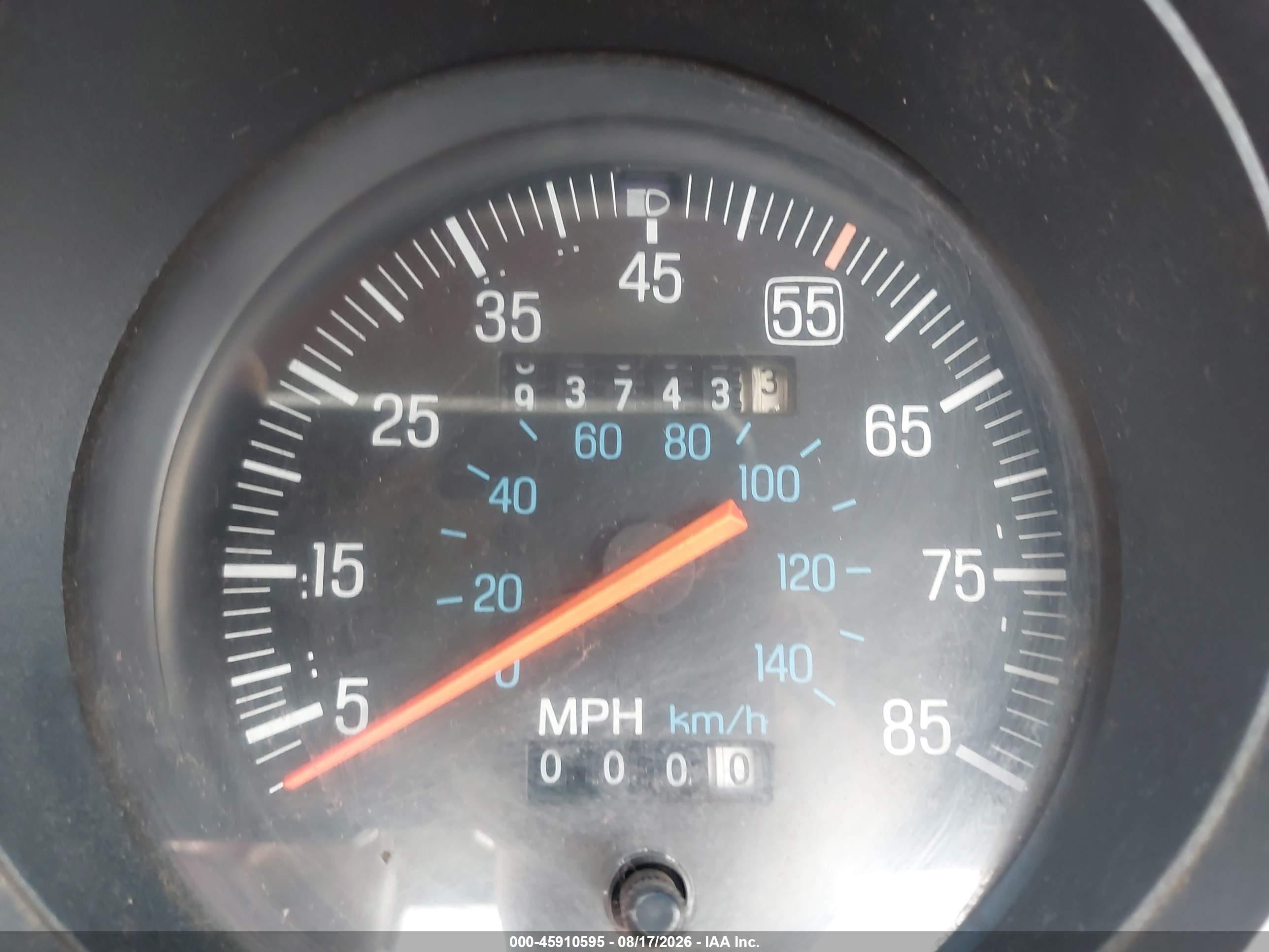 1986 Ford Ranger   White vin: 1FTCR11T5GUC08766