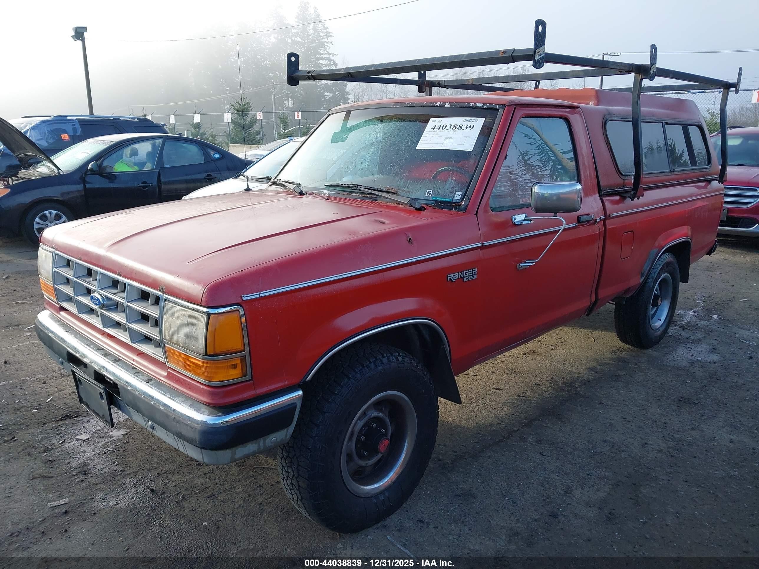 1989 Ford Ranger   Red vin: 1FTCR11T5KUA01819