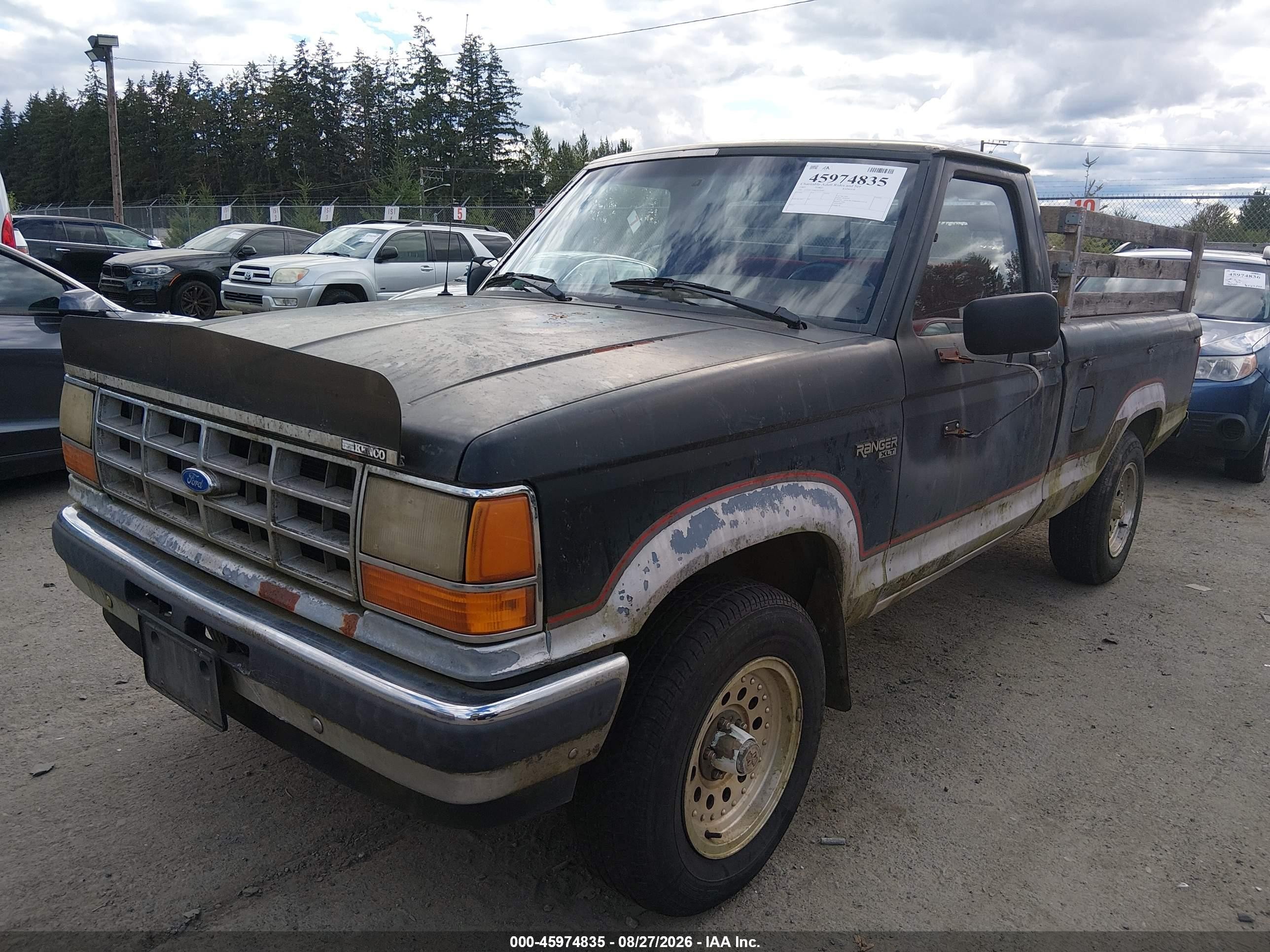 1989 Ford Ranger   Black vin: 1FTCR11T6KUC70282
