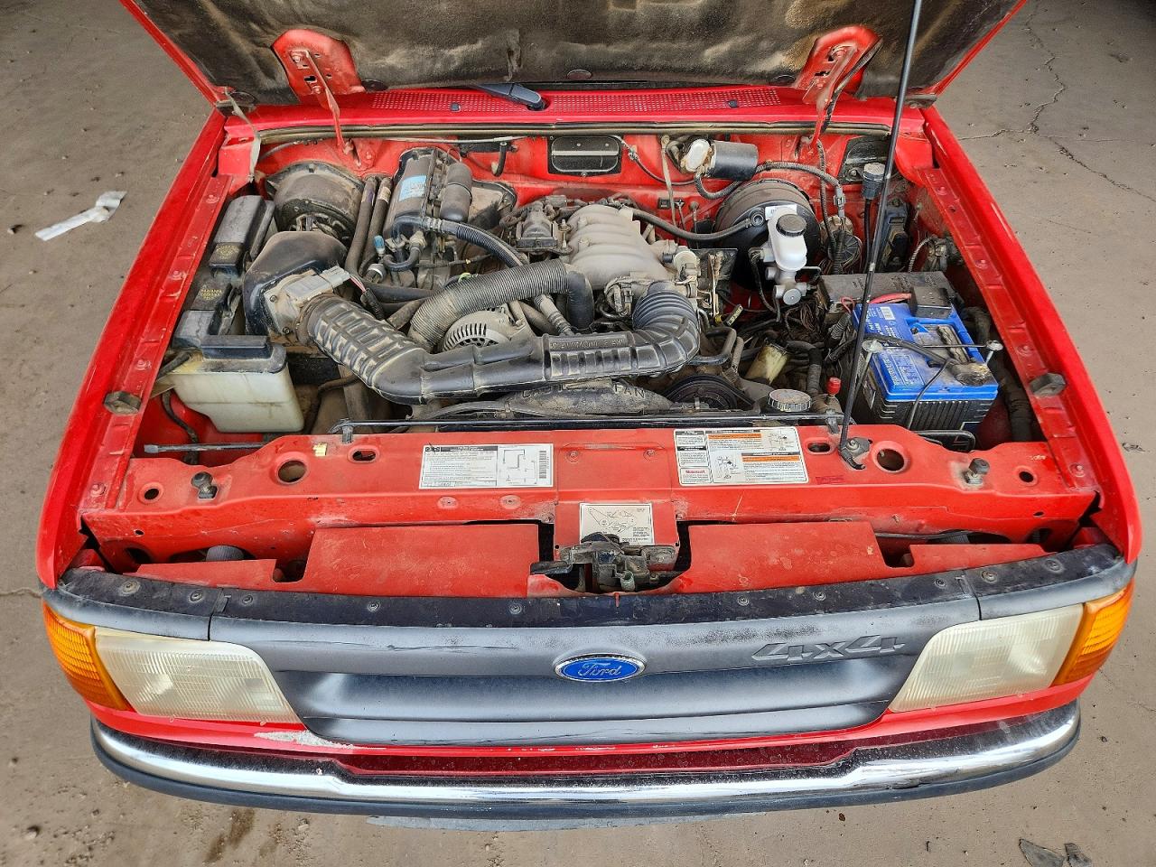 1993 Ford Ranger Красный vin: 1FTCR11U2PPA06183