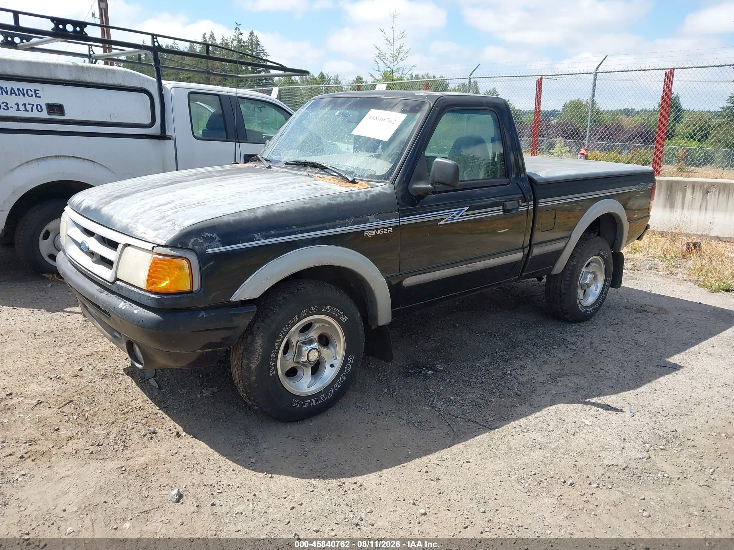 1995 Ford Ranger   Black vin: 1FTCR11U2SUB45417