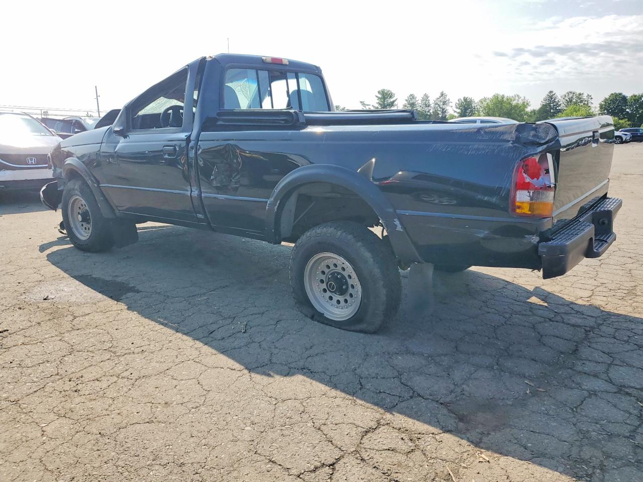 1994 Ford Ranger Черный vin: 1FTCR11U5RTB00018