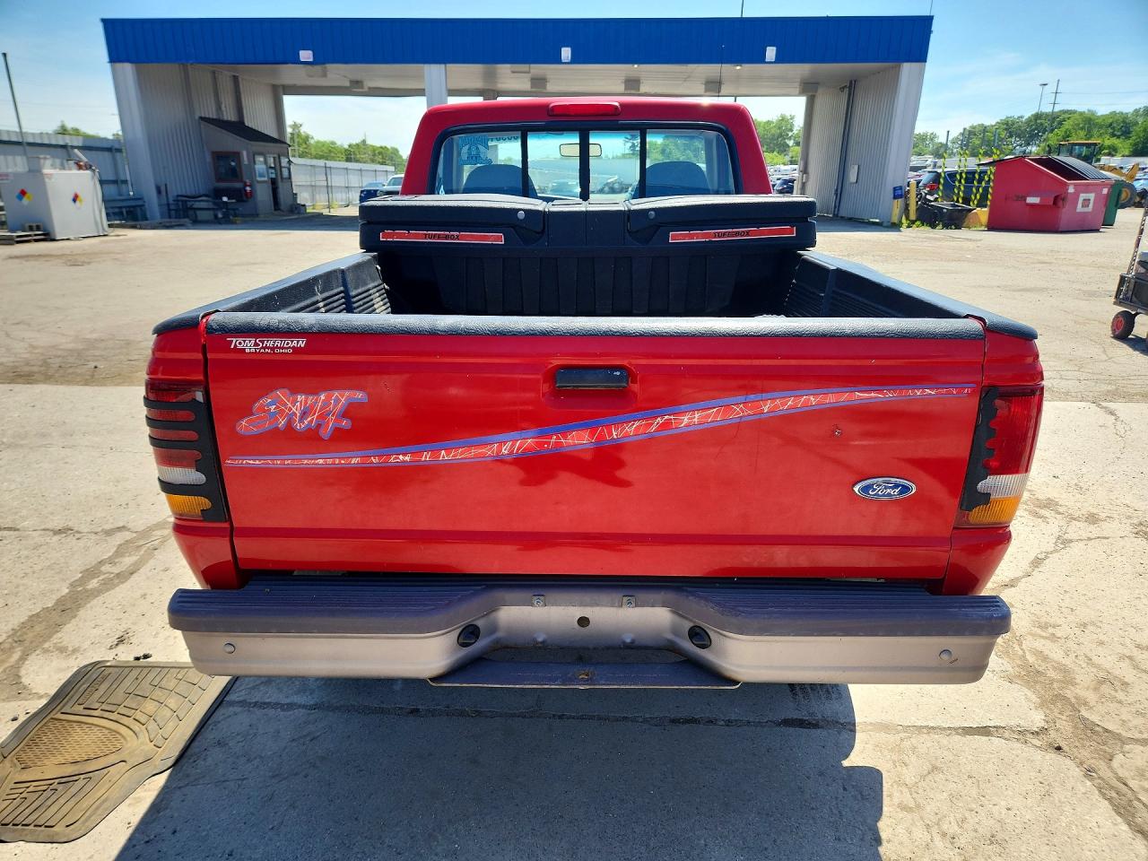 1995 Ford Ranger Red vin: 1FTCR11U8SUA18235