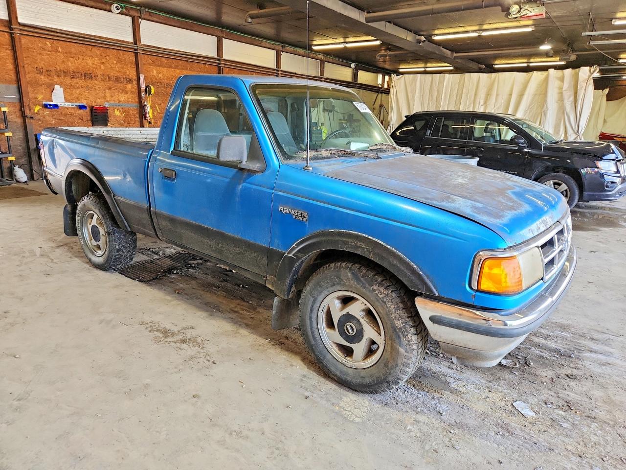 1993 Ford Ranger Blue vin: 1FTCR11XXPUA64019