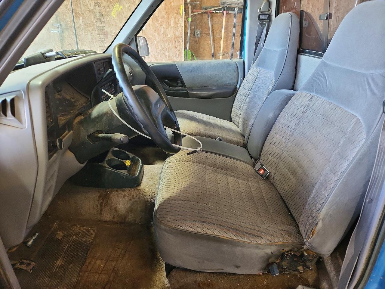 1993 Ford Ranger Blue vin: 1FTCR11XXPUA64019