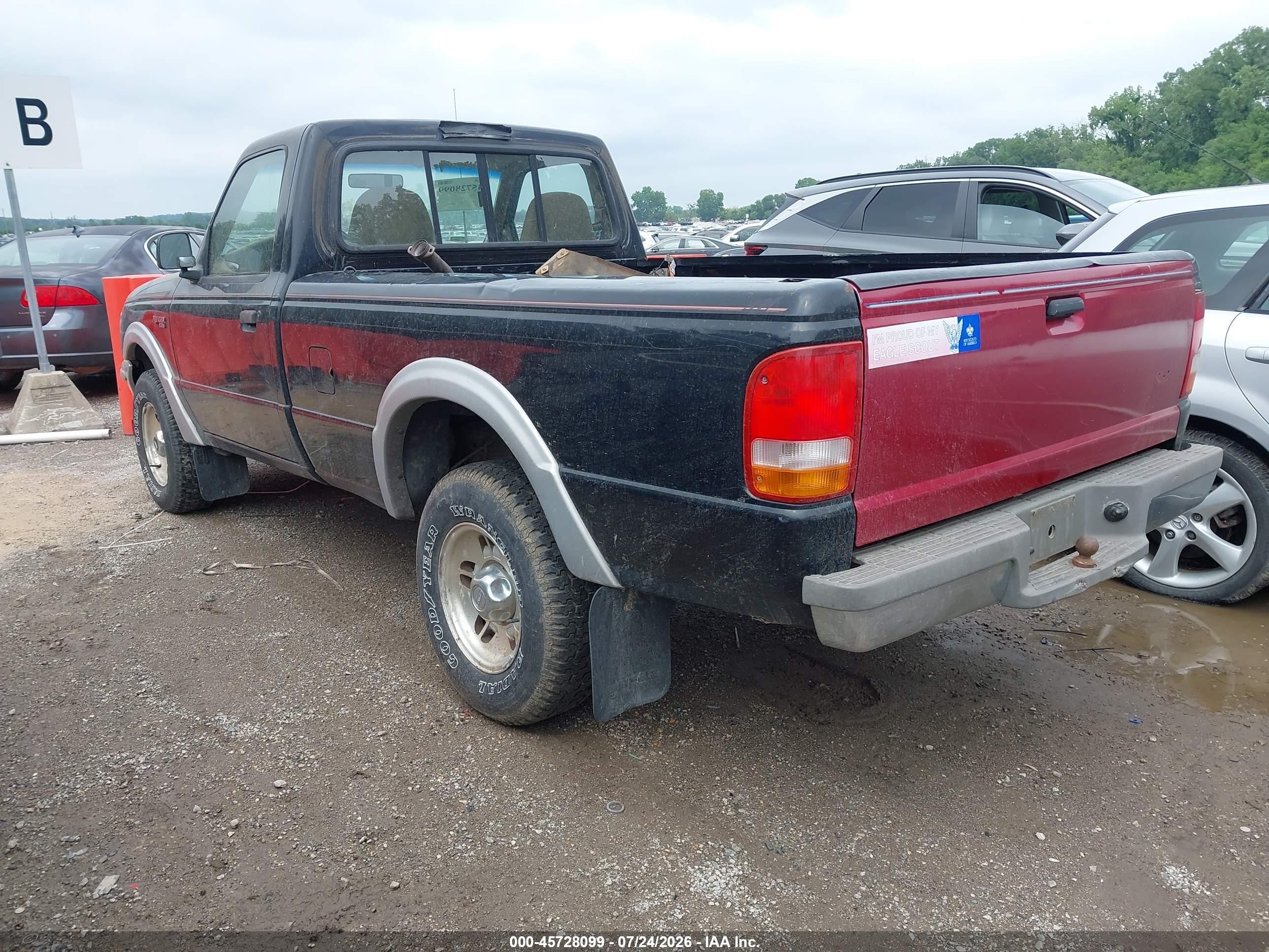 1996 Ford Ranger   Black vin: 1FTCR11XXTPB28004