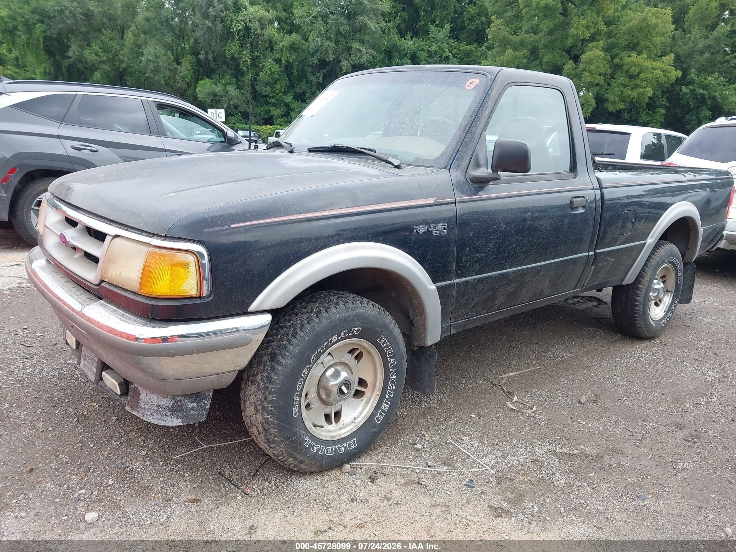 1996 Ford Ranger   Black vin: 1FTCR11XXTPB28004