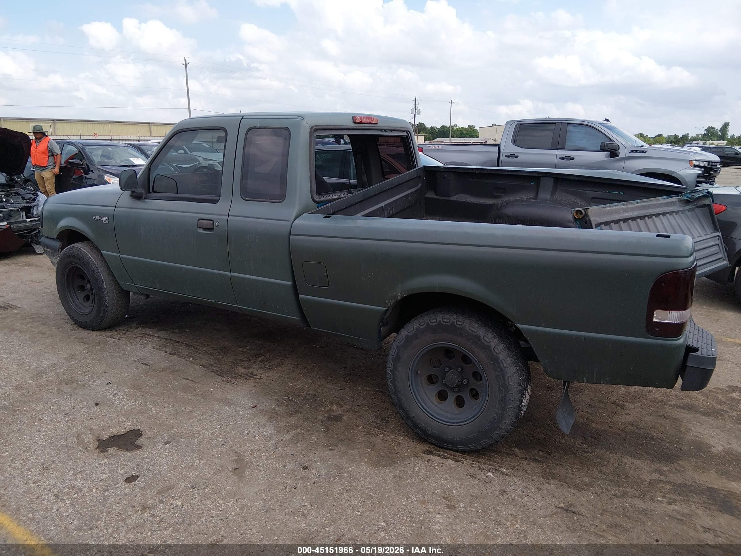 1994 Ford Ranger Super Cab Green vin: 1FTCR14A1RPA77346