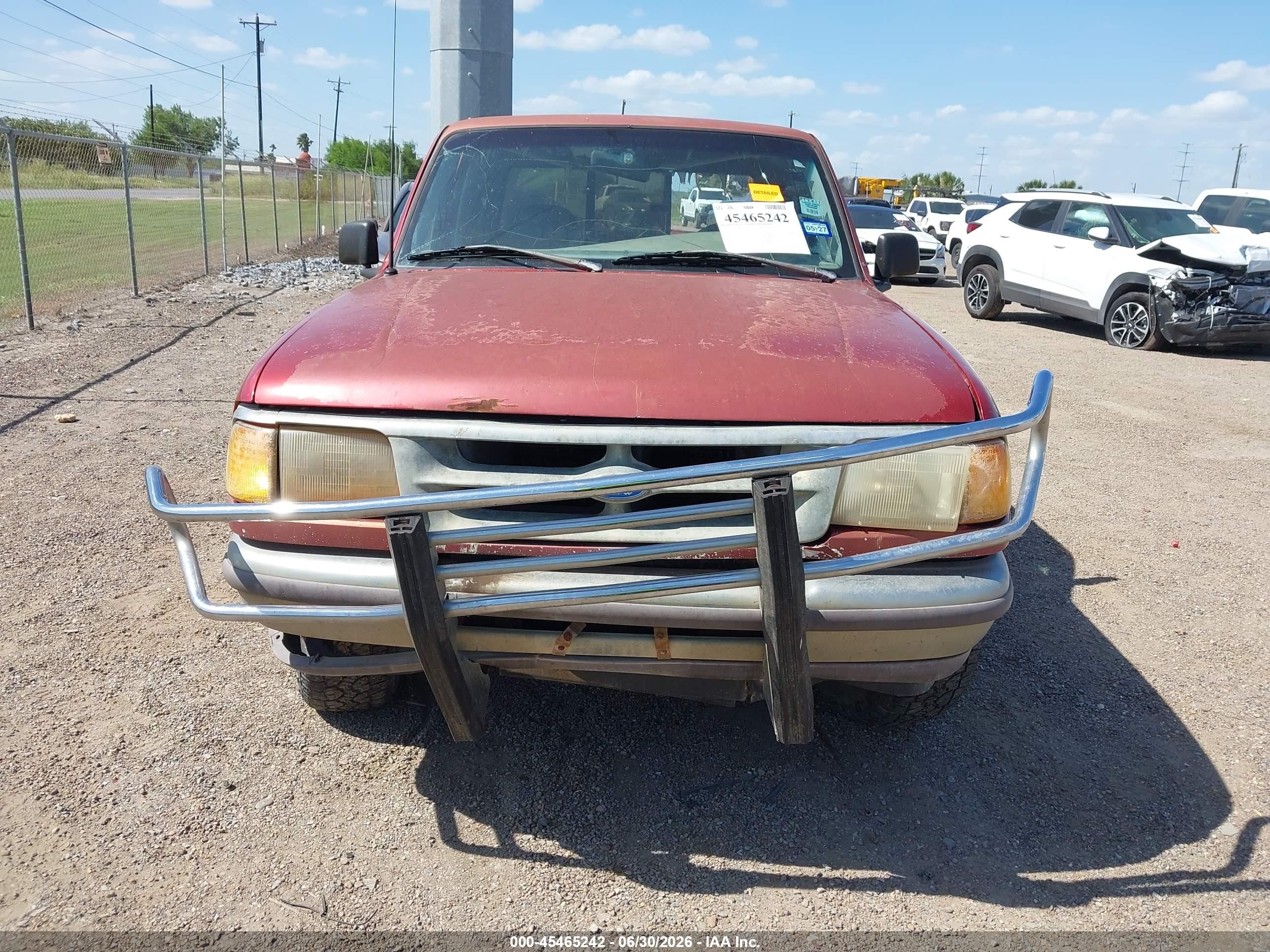 1997 Ford Ranger Xl/xlt Red vin: 1FTCR14A1VTA16581