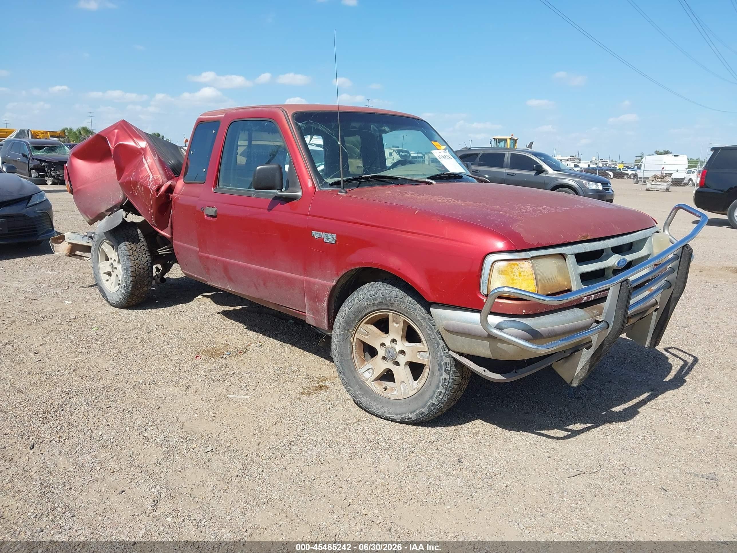 1997 Ford Ranger Xl/xlt Red vin: 1FTCR14A1VTA16581