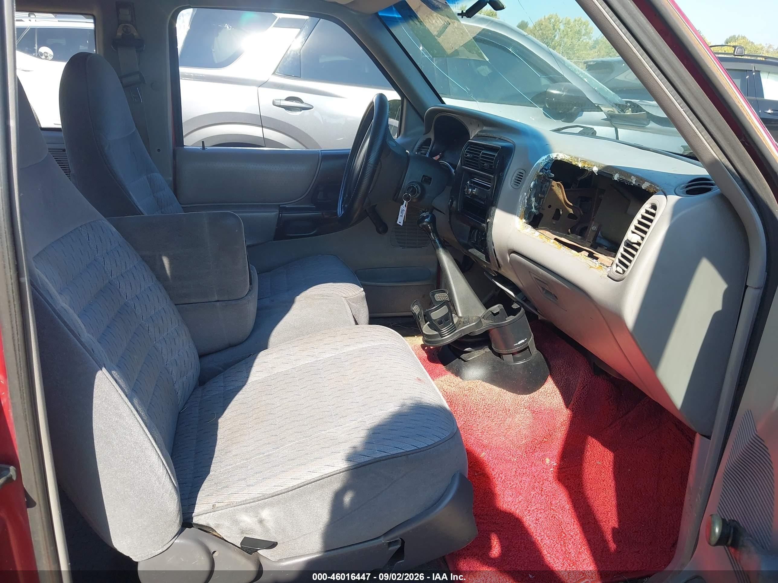 1995 Ford Ranger Super Cab Red vin: 1FTCR14A5STA16028