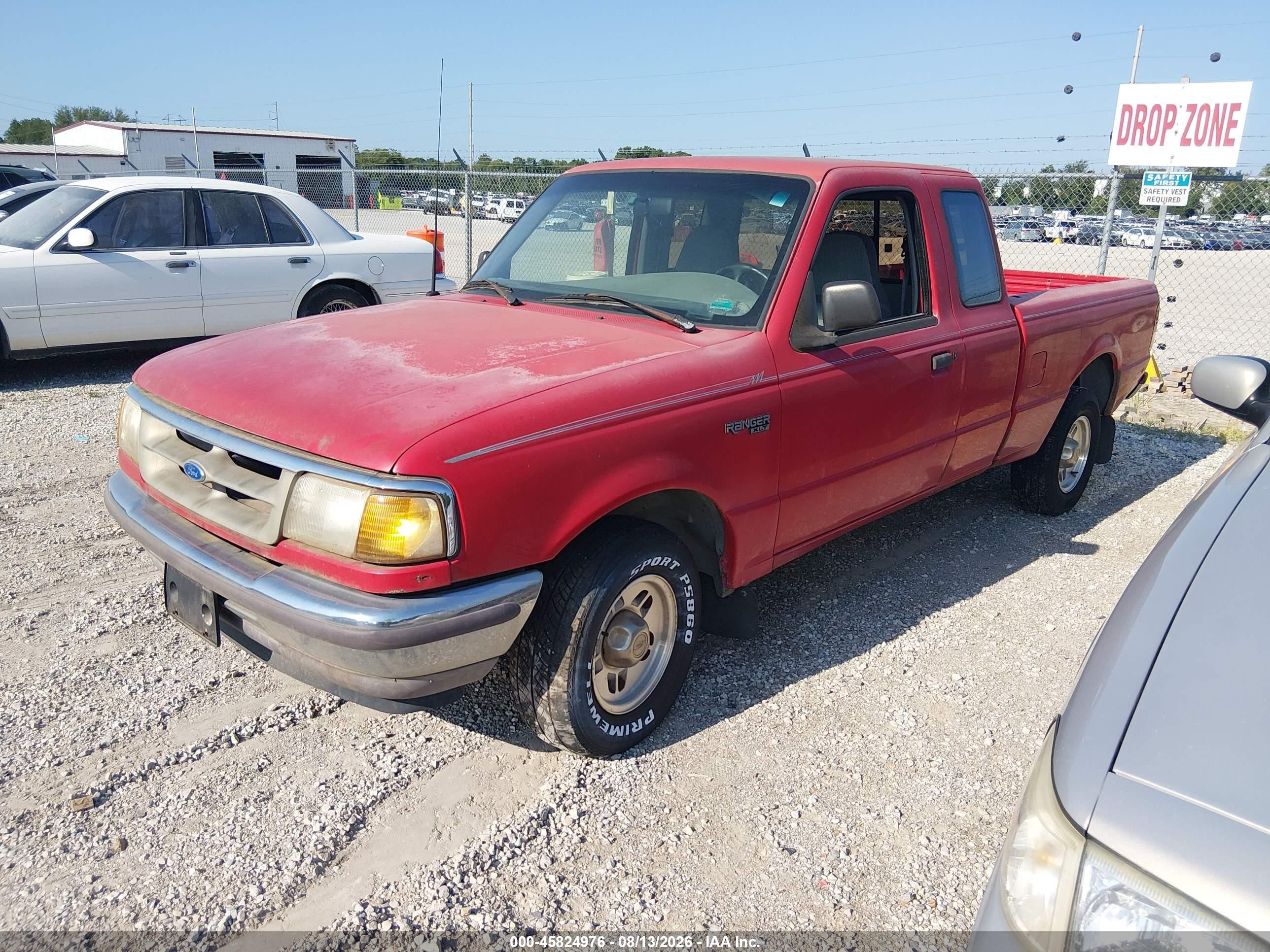 1996 Ford Ranger Super Cab Red vin: 1FTCR14A5TPB30962
