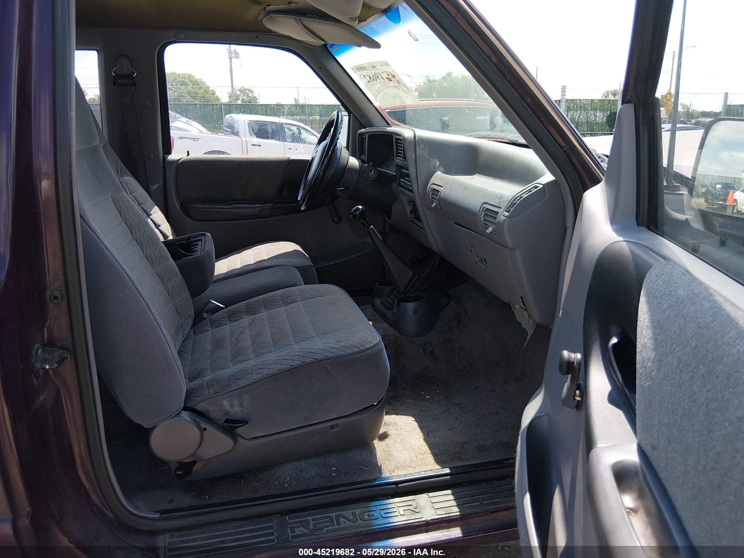 1994 Ford Ranger Super Cab Purple vin: 1FTCR14A7RPB61915